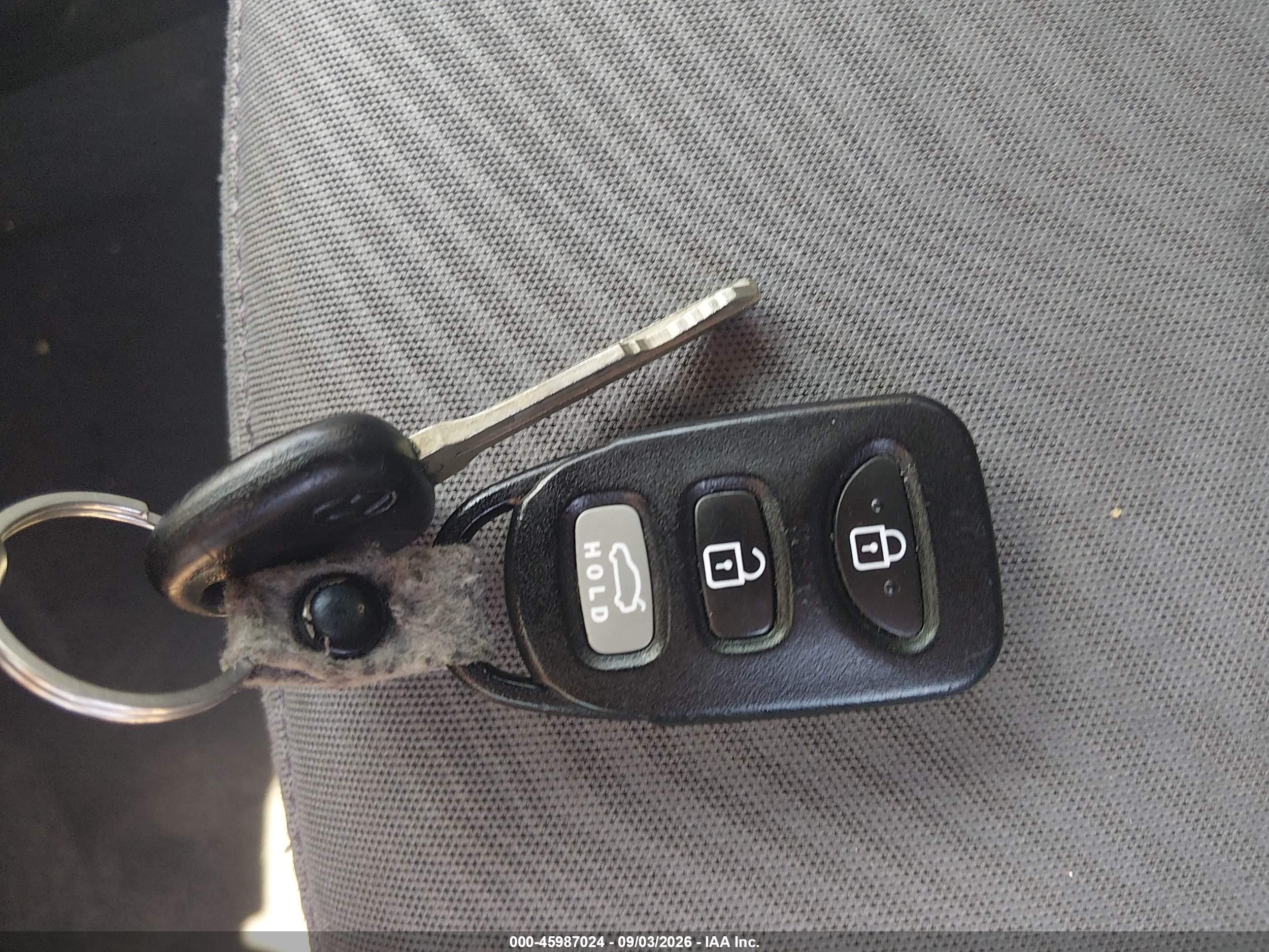 2013 Hyundai Elantra Gls Silver vin: 5NPDH4AE5DH421281