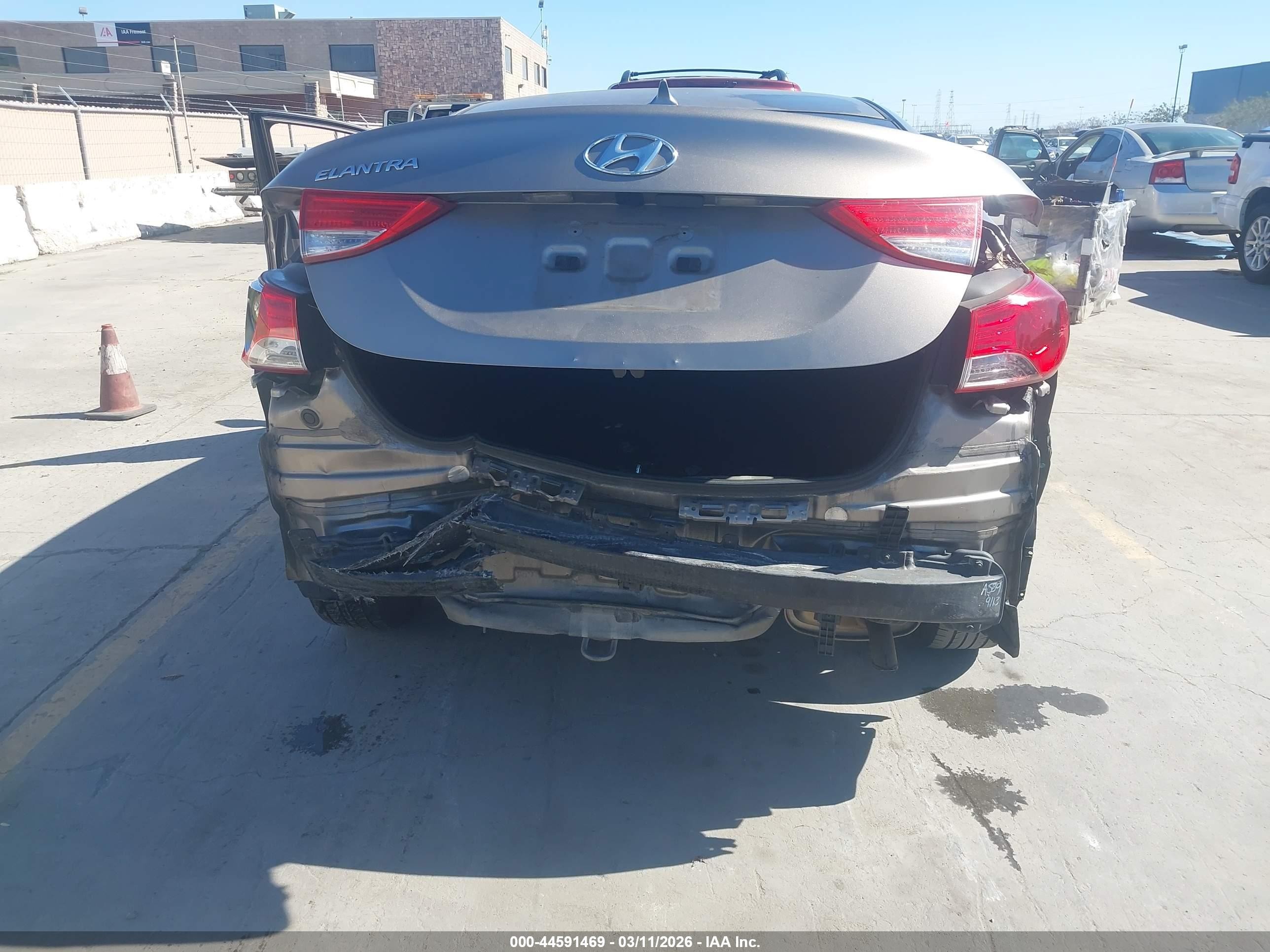 2013 Hyundai Elantra Gls Champagne vin: 5NPDH4AE5DH424746