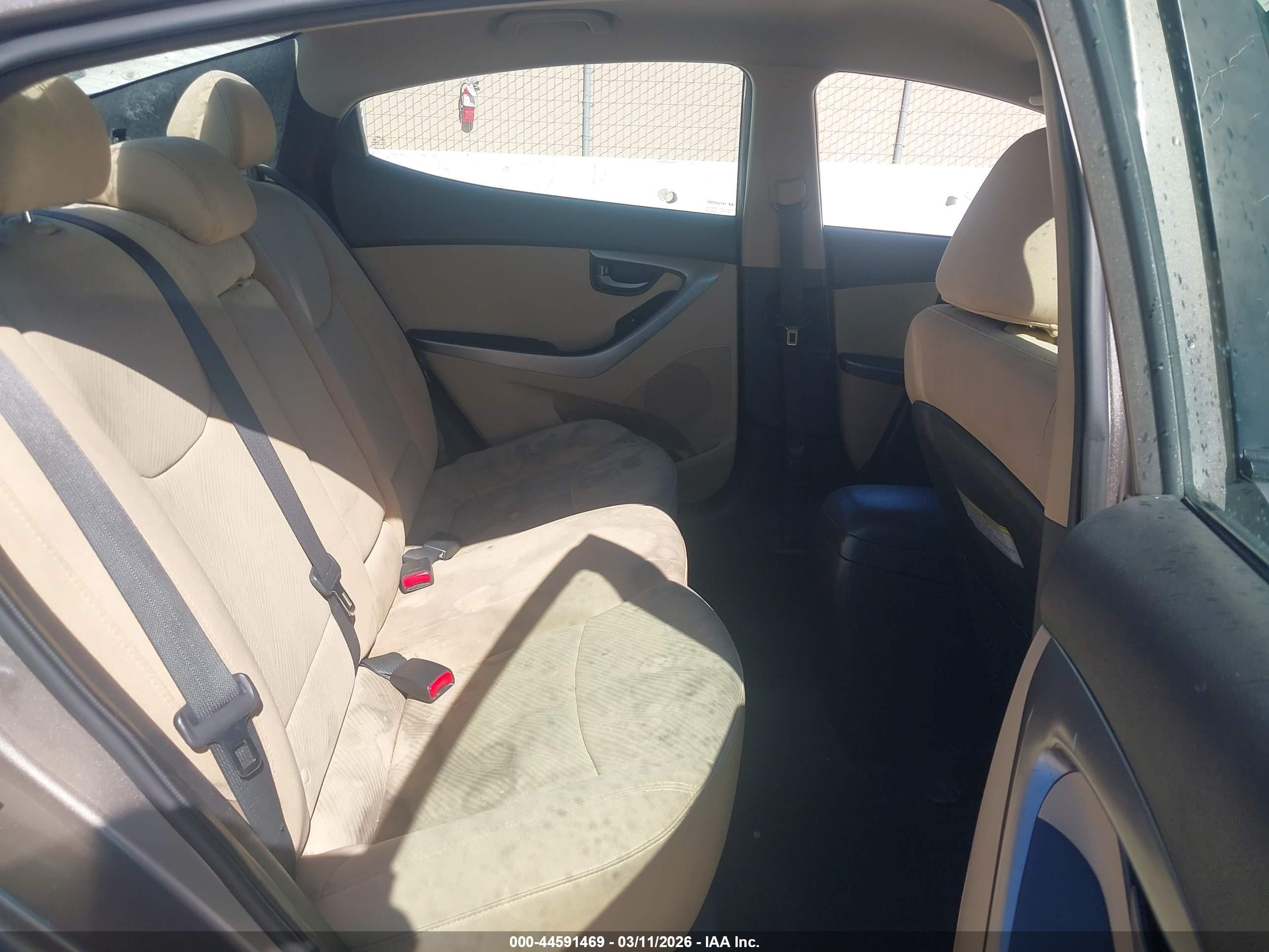 2013 Hyundai Elantra Gls Champagne vin: 5NPDH4AE5DH424746