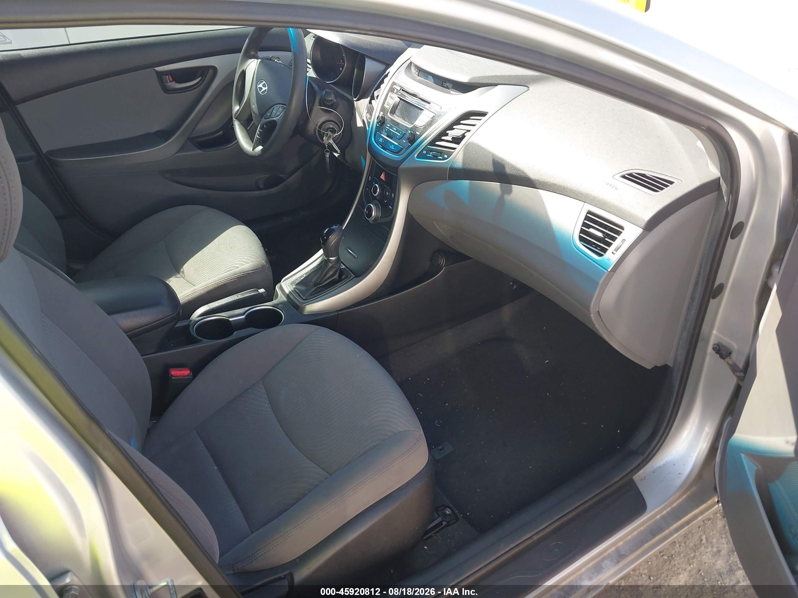 2014 Hyundai Elantra Se Silver vin: 5NPDH4AE5EH455335