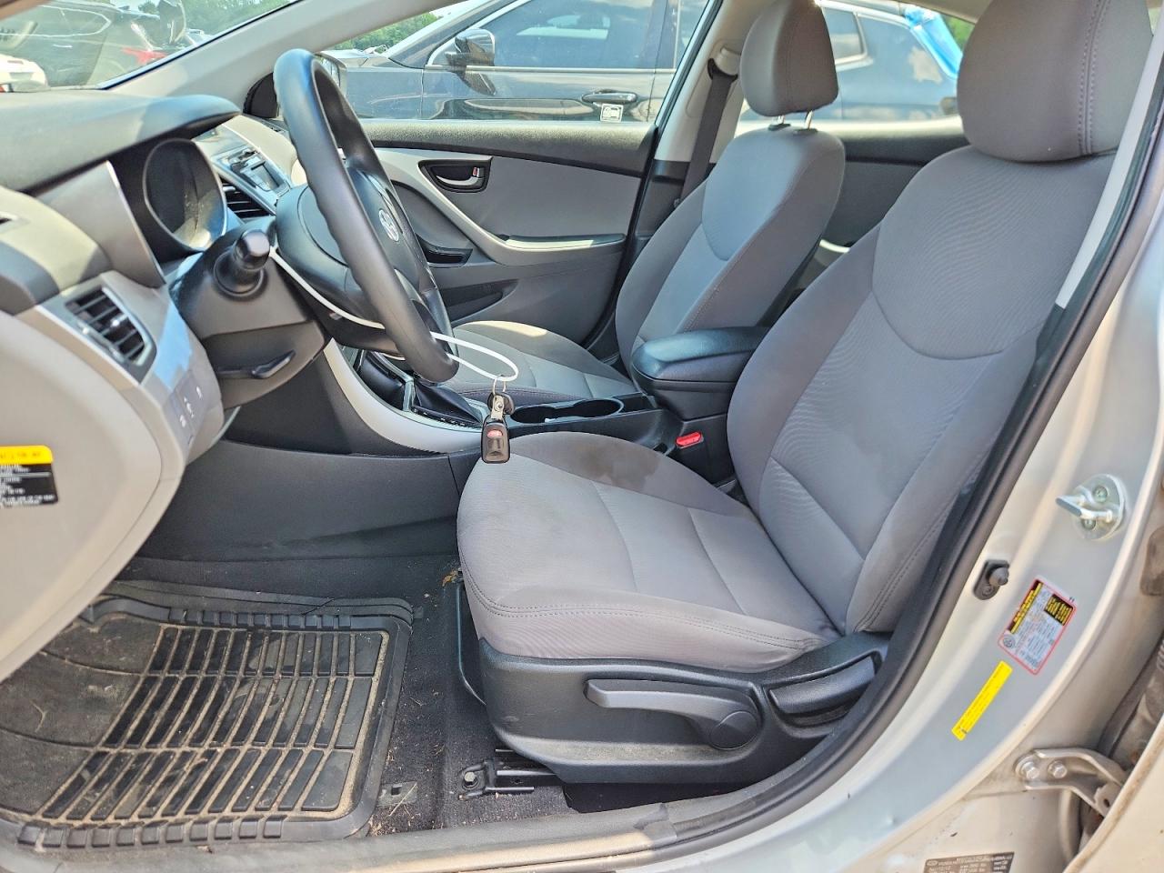 2014 Hyundai Elantra Se Silver vin: 5NPDH4AE5EH461961