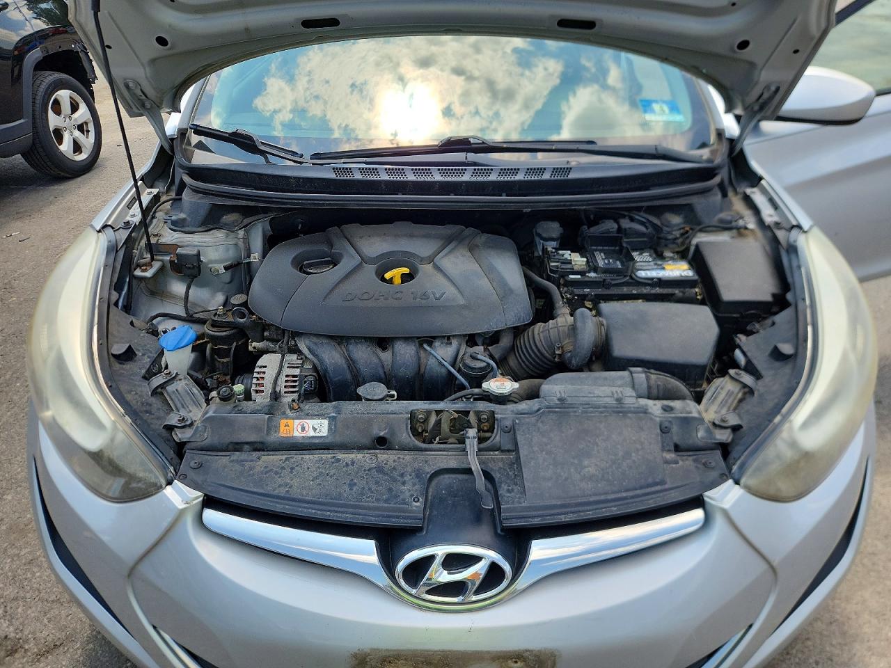2014 Hyundai Elantra Se Silver vin: 5NPDH4AE5EH461961