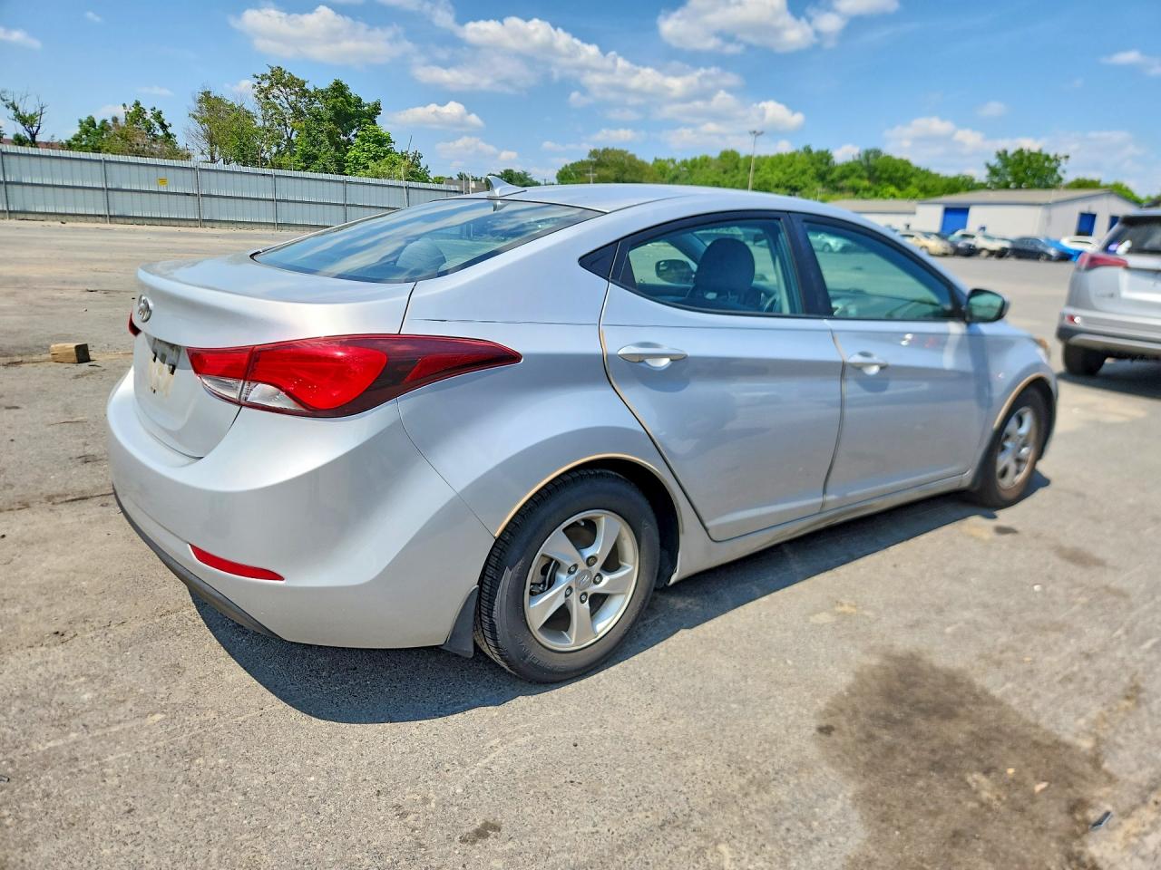 2014 Hyundai Elantra Se Silver vin: 5NPDH4AE5EH461961