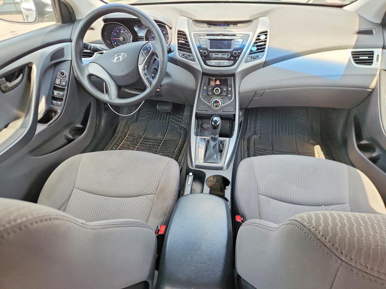 2014 Hyundai Elantra Se Silver vin: 5NPDH4AE5EH461961