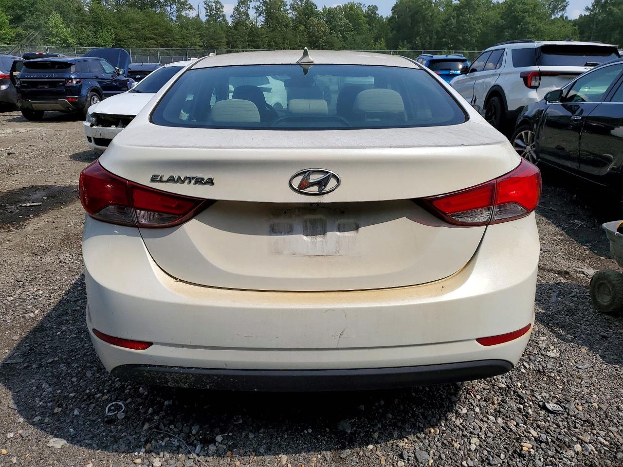 2014 Hyundai Elantra Se White vin: 5NPDH4AE5EH463581