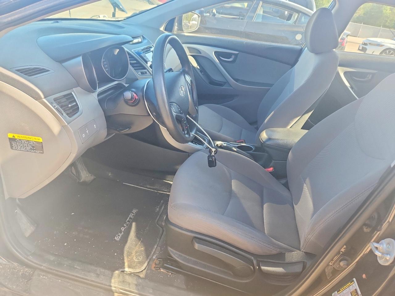 2014 Hyundai Elantra Se Black vin: 5NPDH4AE5EH467131