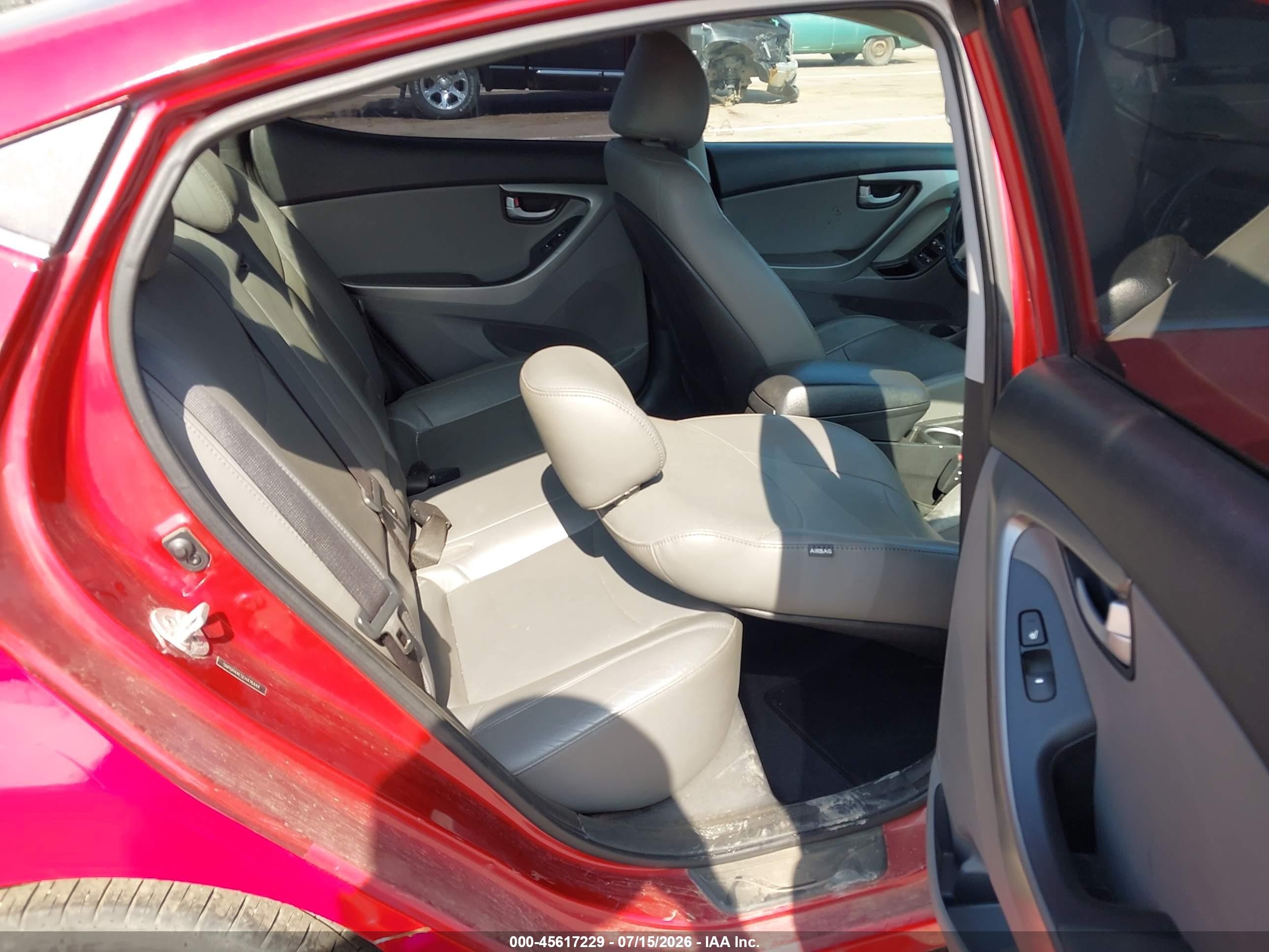 2014 Hyundai Elantra Limited Red vin: 5NPDH4AE5EH476444