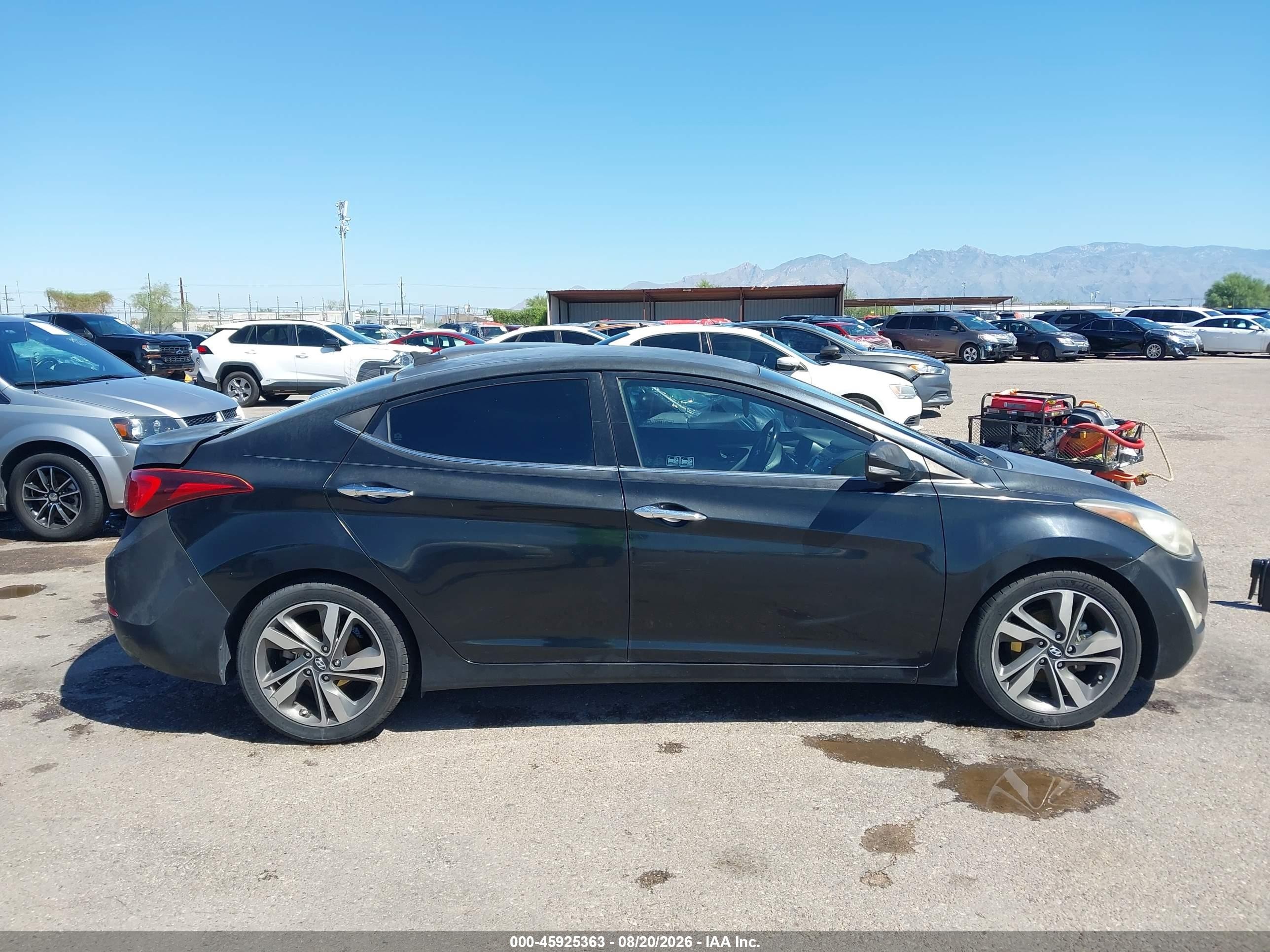 2014 Hyundai Elantra Limited Черный vin: 5NPDH4AE5EH482065