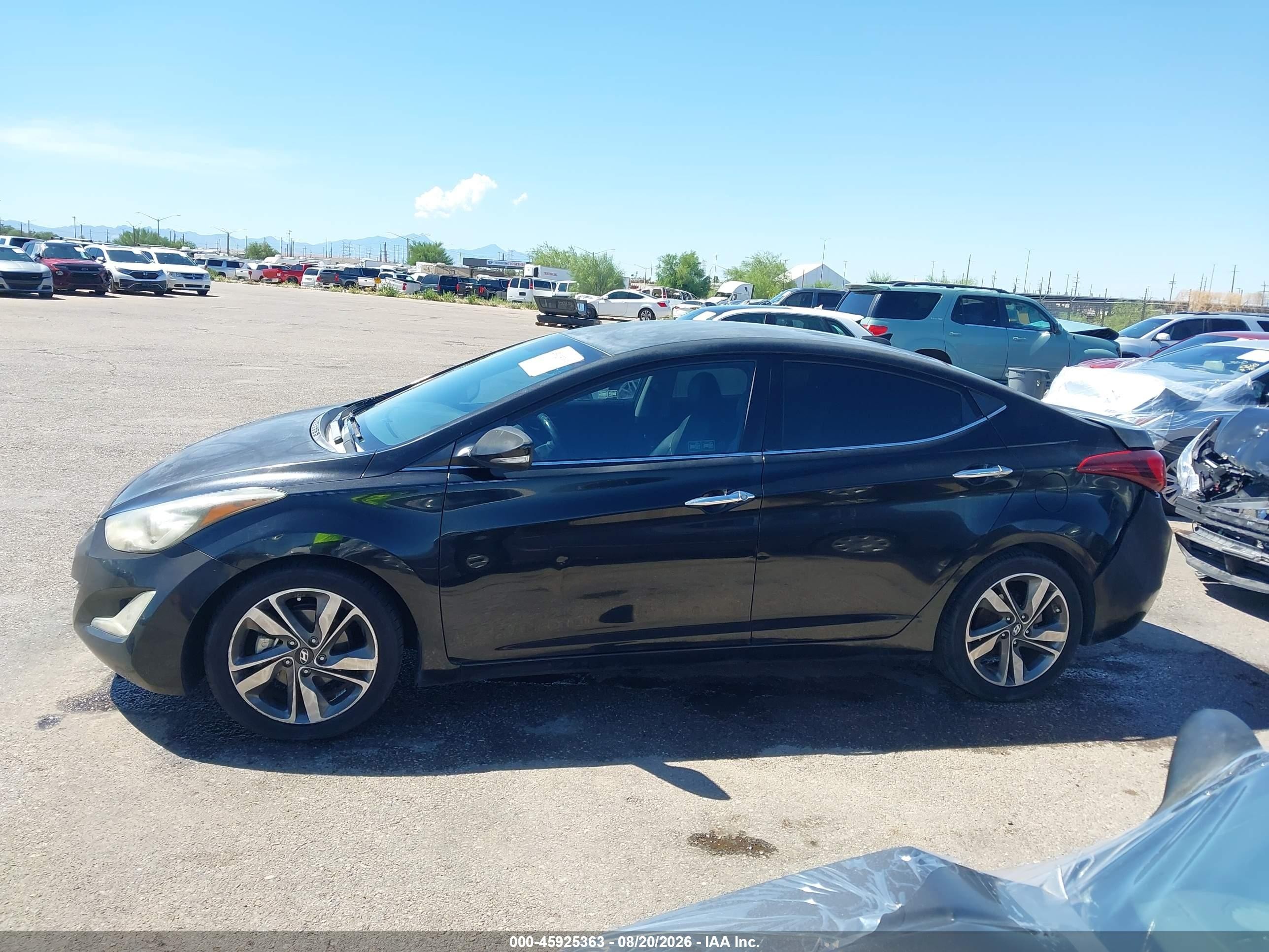2014 Hyundai Elantra Limited Черный vin: 5NPDH4AE5EH482065