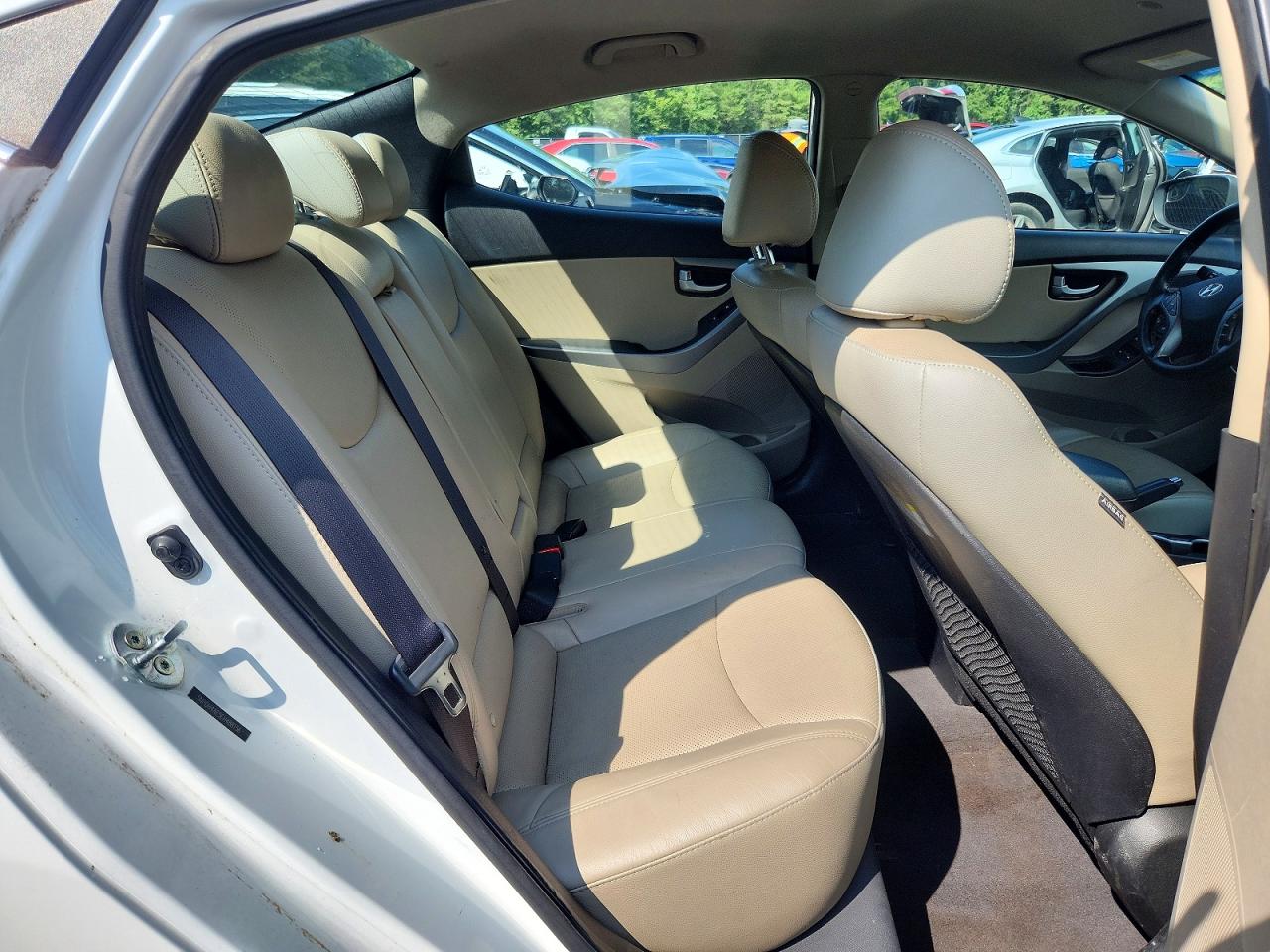 2014 Hyundai Elantra Limited White vin: 5NPDH4AE5EH488156