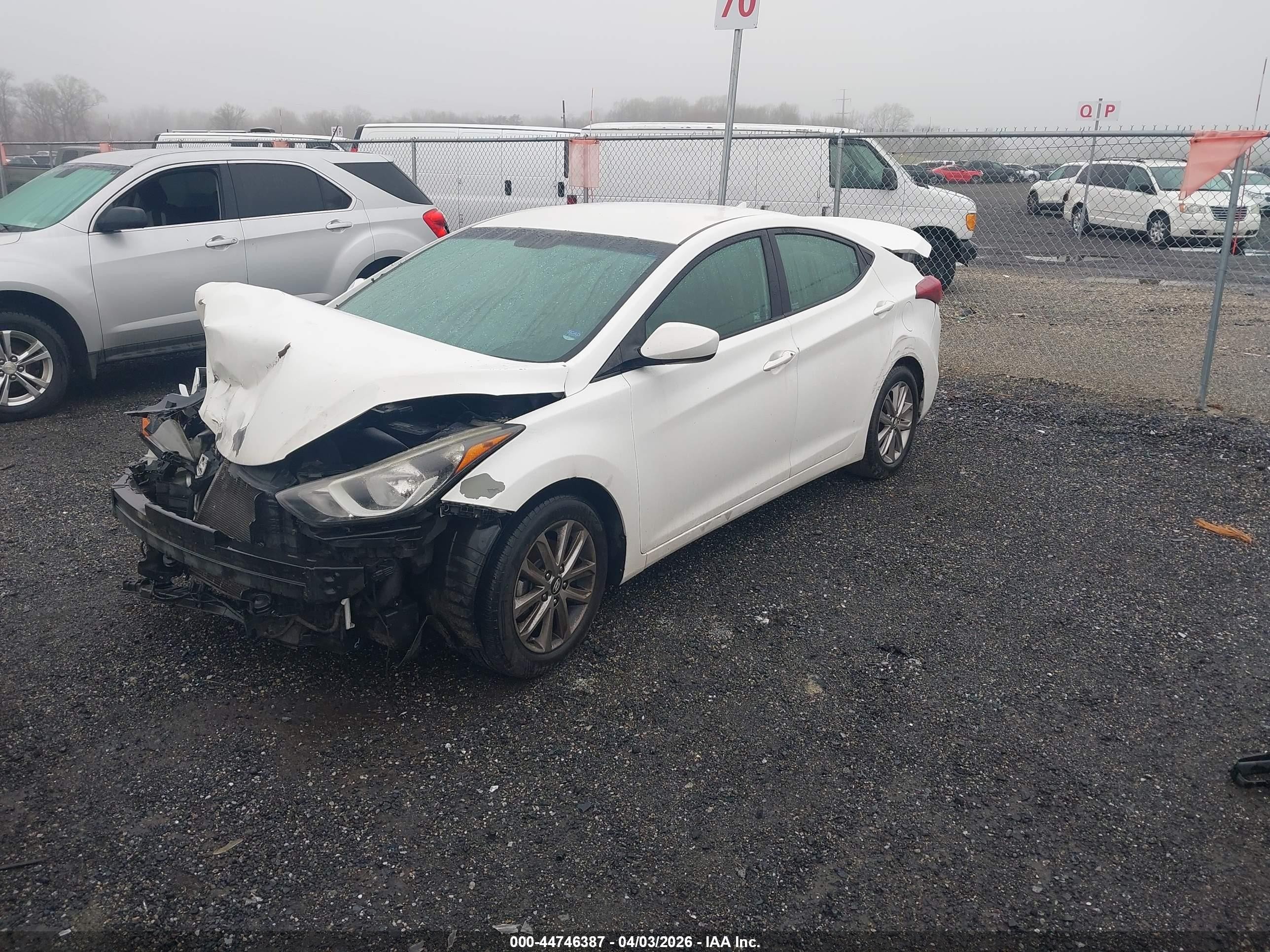 2014 Hyundai Elantra Se White vin: 5NPDH4AE5EH502475