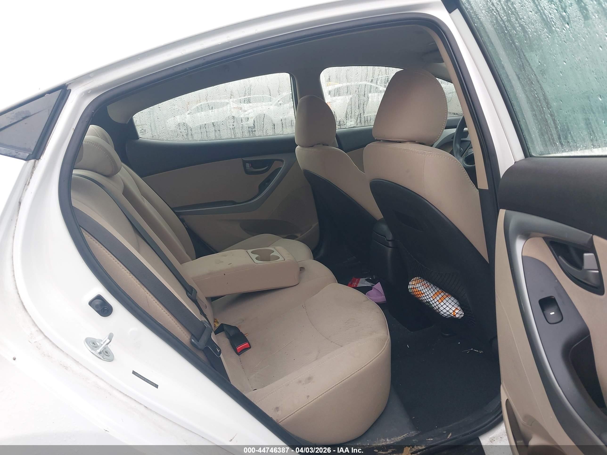 2014 Hyundai Elantra Se White vin: 5NPDH4AE5EH502475