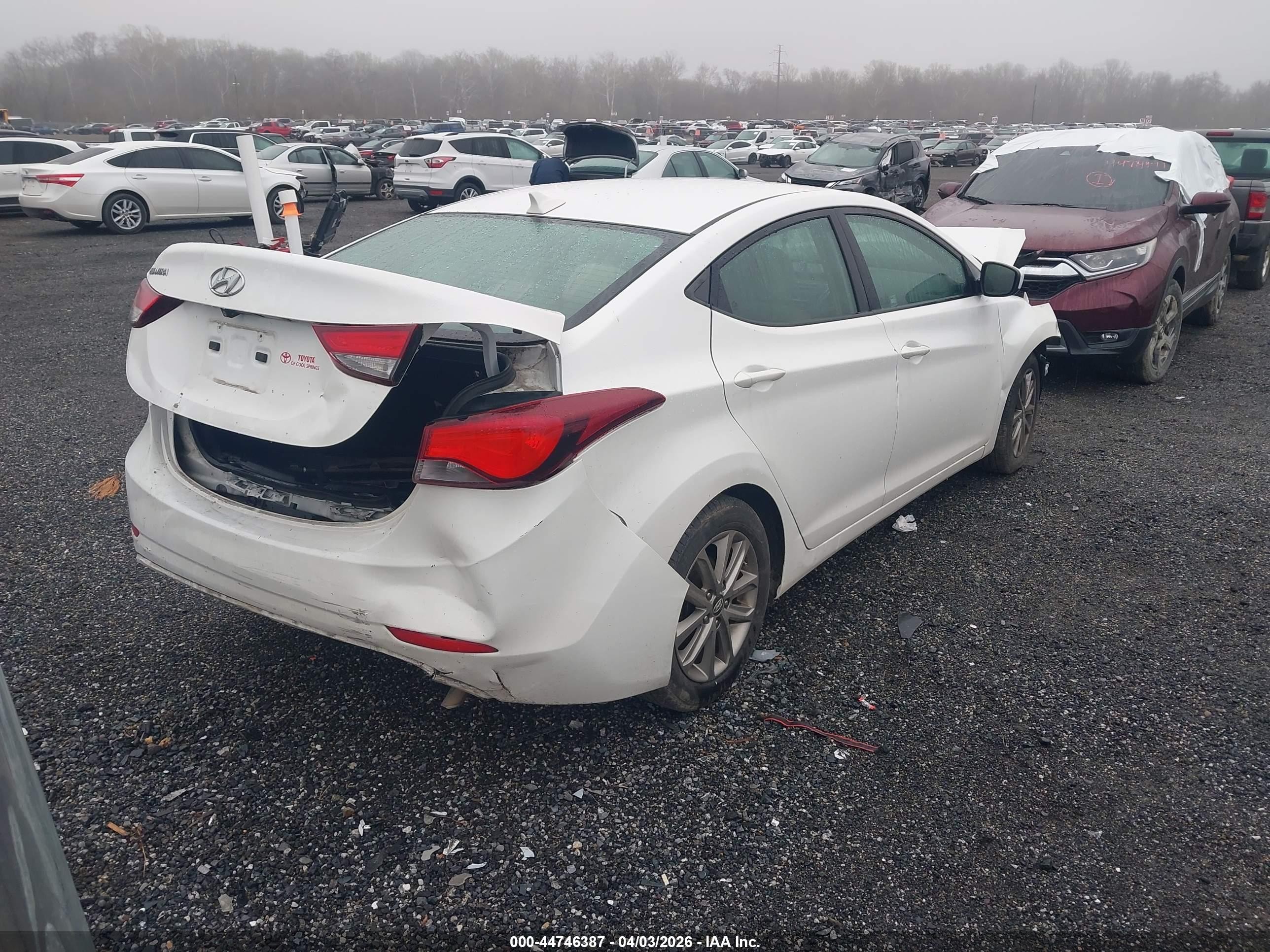 2014 Hyundai Elantra Se White vin: 5NPDH4AE5EH502475
