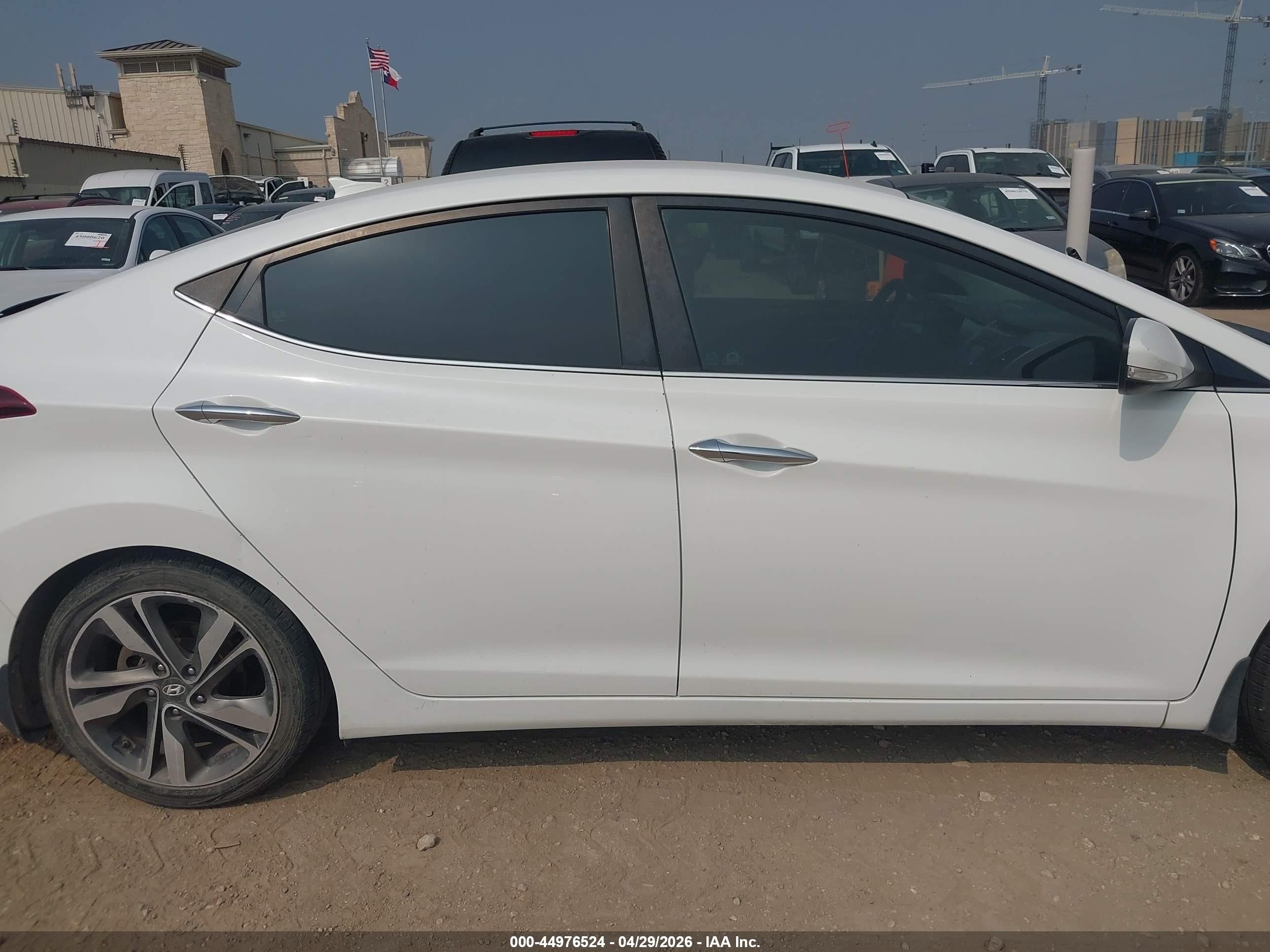 2014 Hyundai Elantra Limited White vin: 5NPDH4AE5EH515307