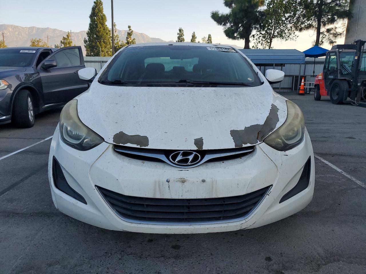 2014 Hyundai Elantra Se White vin: 5NPDH4AE5EH526646