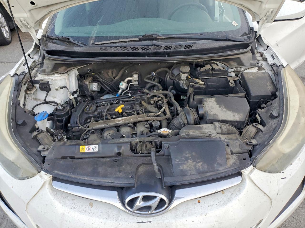 2014 Hyundai Elantra Se White vin: 5NPDH4AE5EH526646