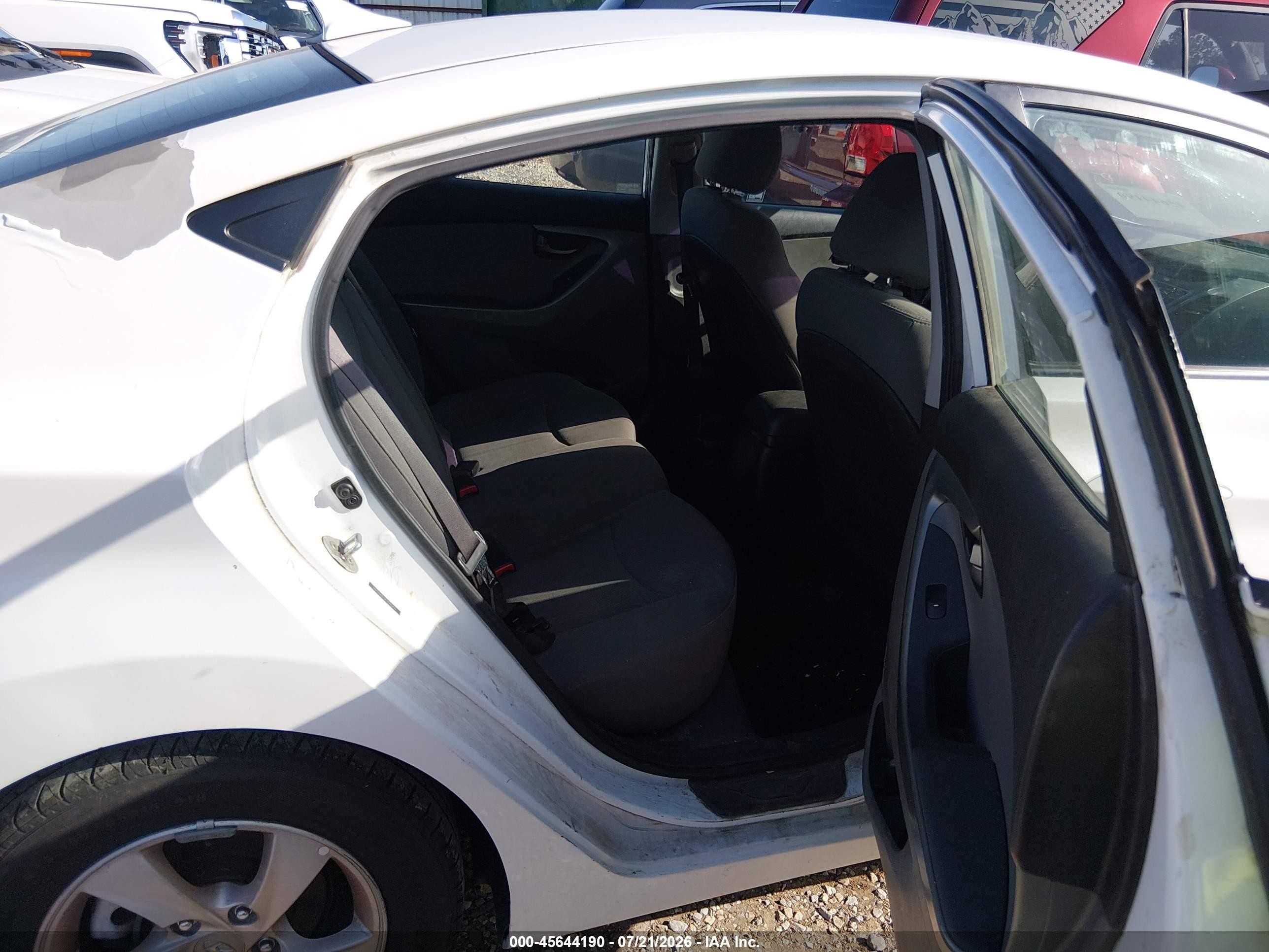 2015 Hyundai Elantra Se White vin: 5NPDH4AE5FH550432