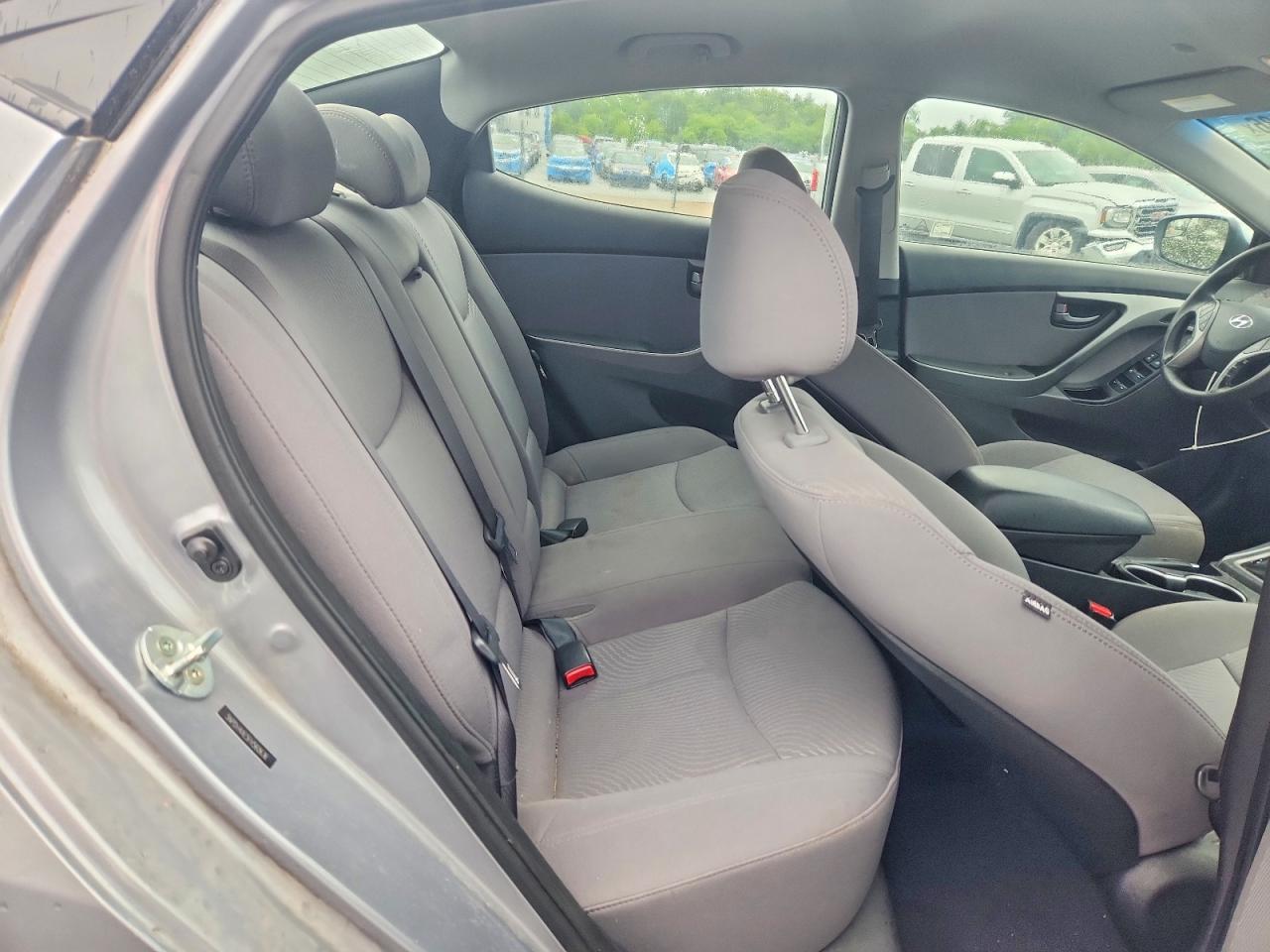2015 Hyundai Elantra Se Silver vin: 5NPDH4AE5FH560636