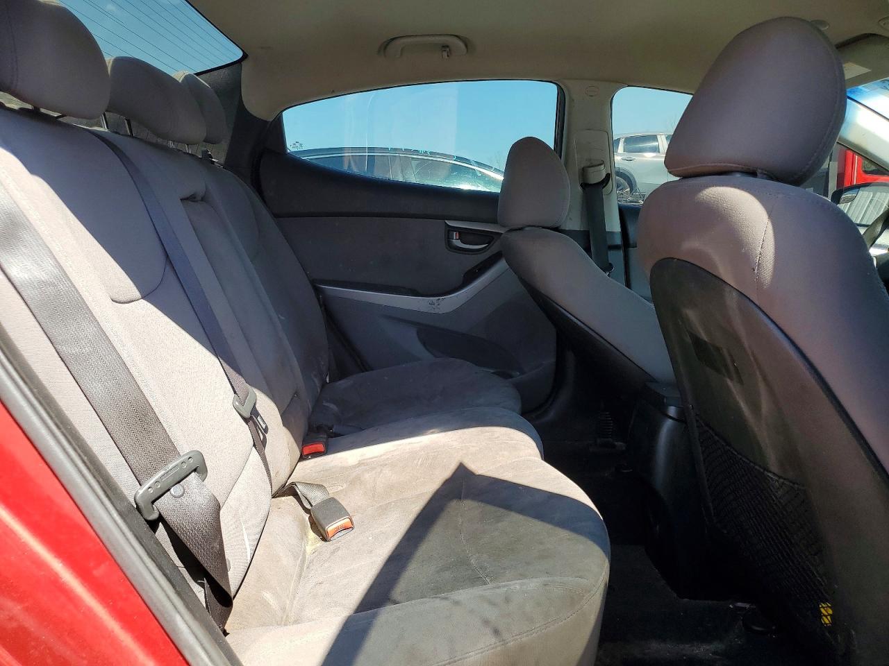 2015 Hyundai Elantra Se Red vin: 5NPDH4AE5FH588629
