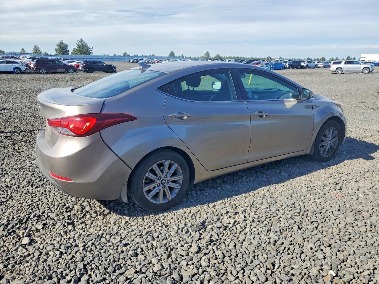 2015 Hyundai Elantra Se Silver vin: 5NPDH4AE5FH605915