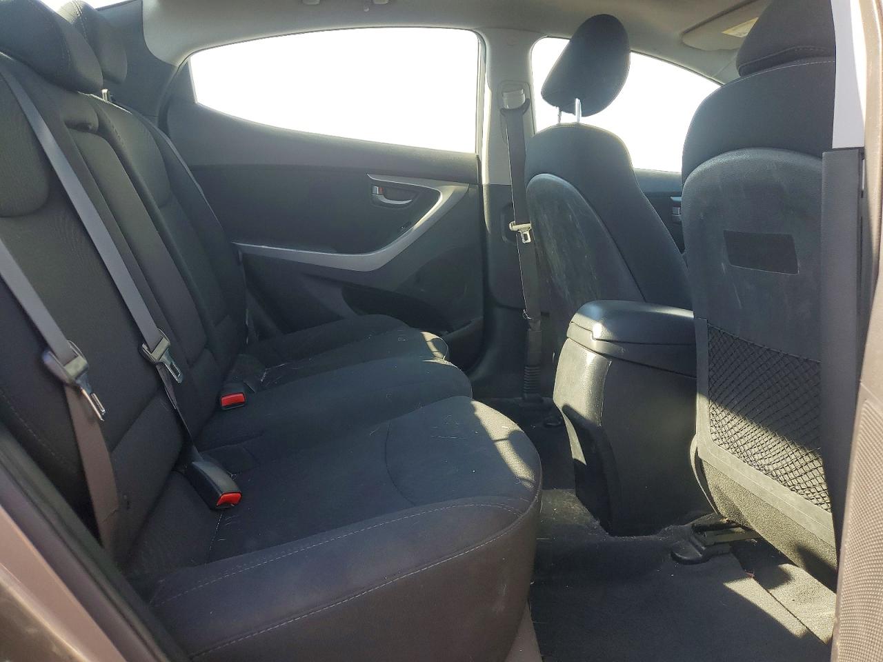 2015 Hyundai Elantra Se Silver vin: 5NPDH4AE5FH605915