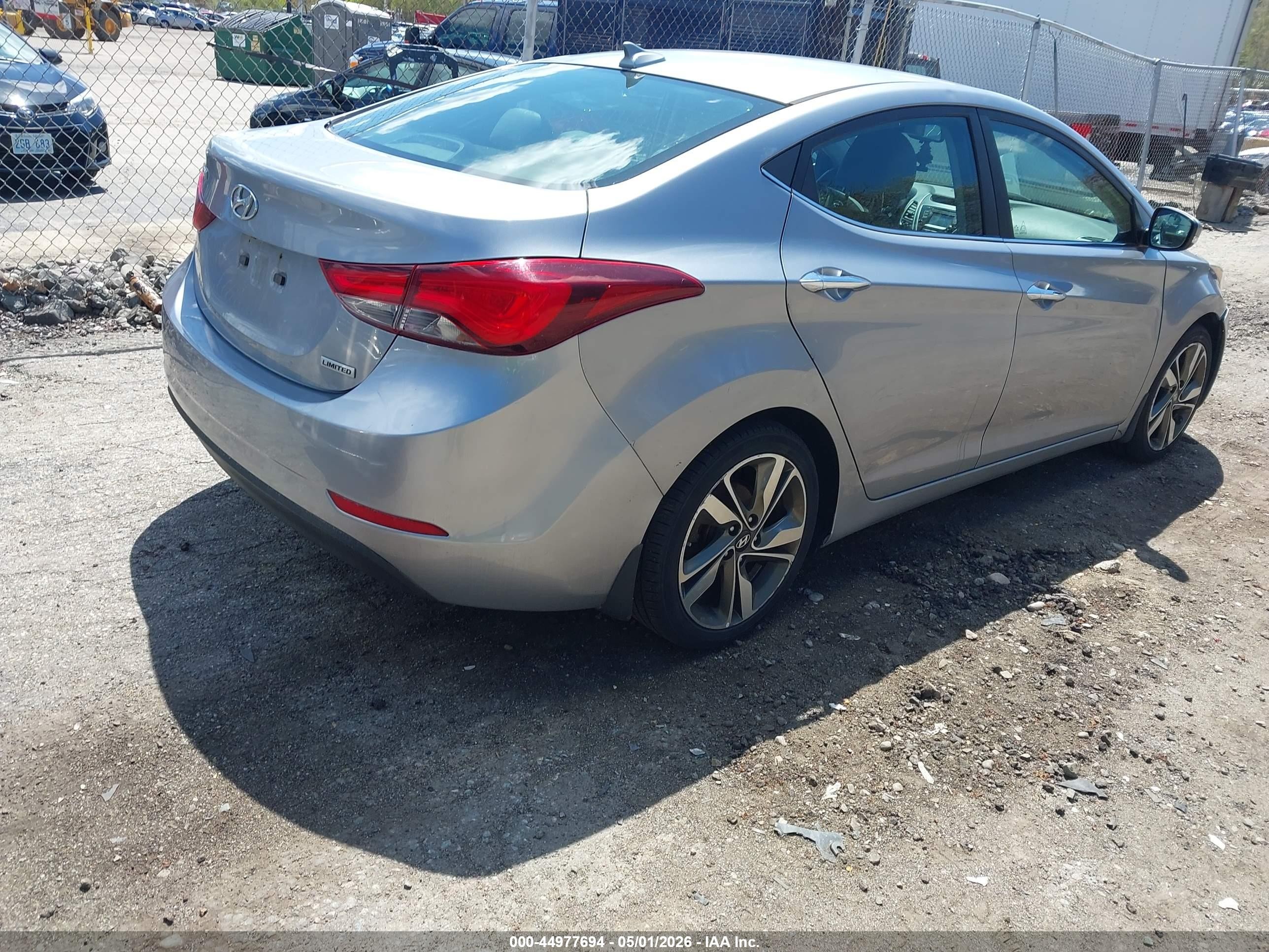 2015 Hyundai Elantra Limited Silver vin: 5NPDH4AE5FH606062