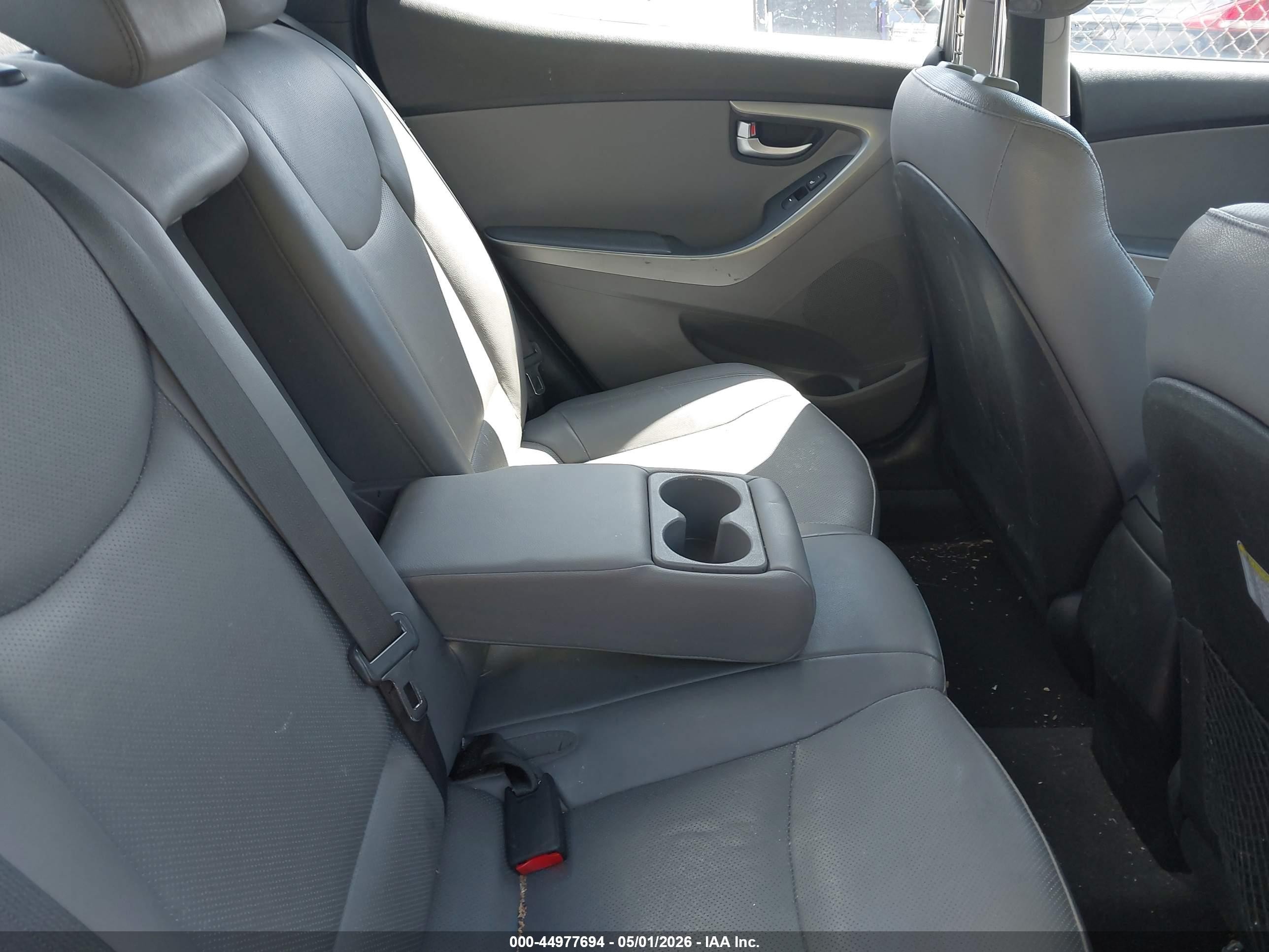 2015 Hyundai Elantra Limited Silver vin: 5NPDH4AE5FH606062