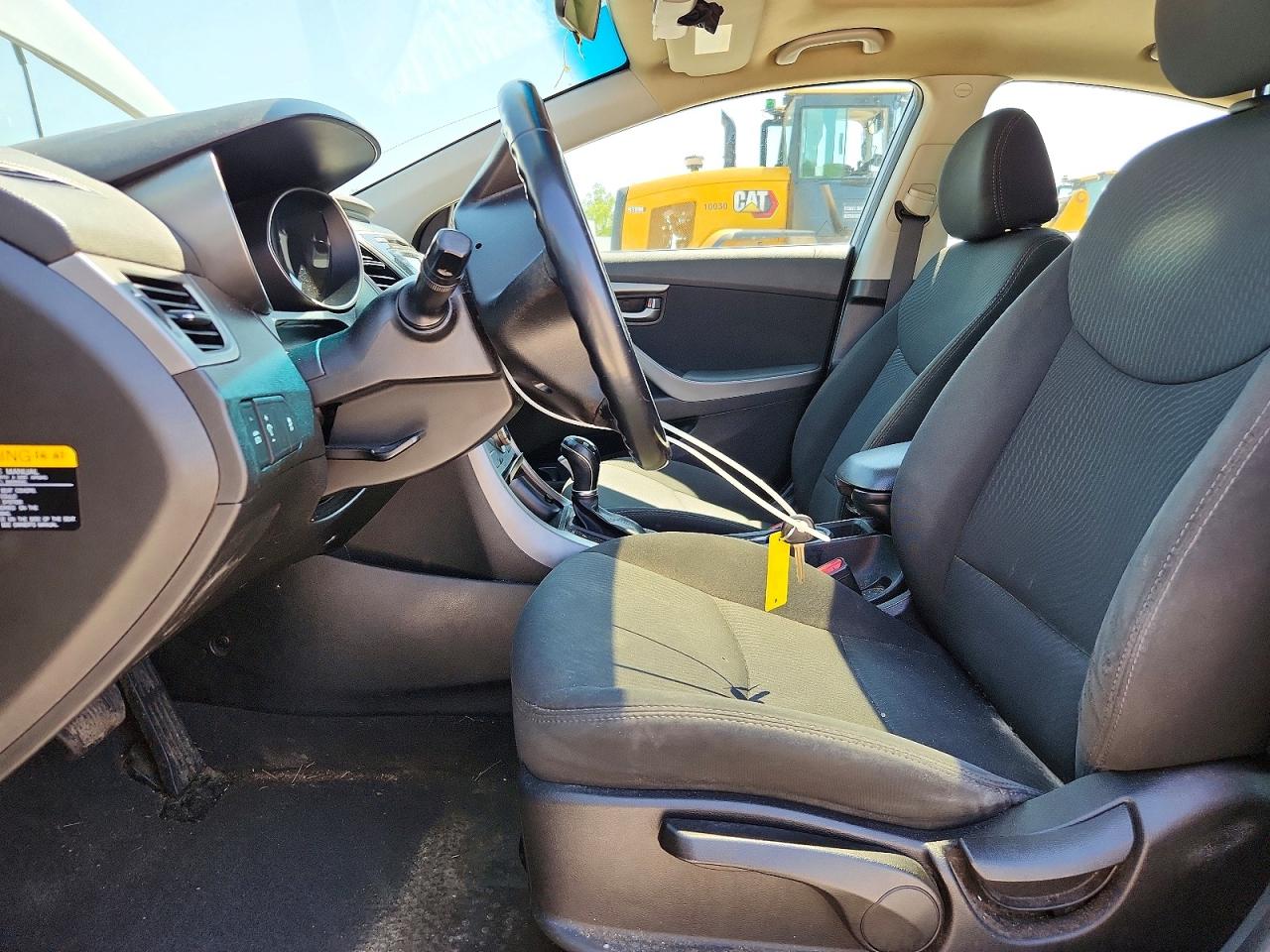 2015 Hyundai Elantra Se Silver vin: 5NPDH4AE5FH607373