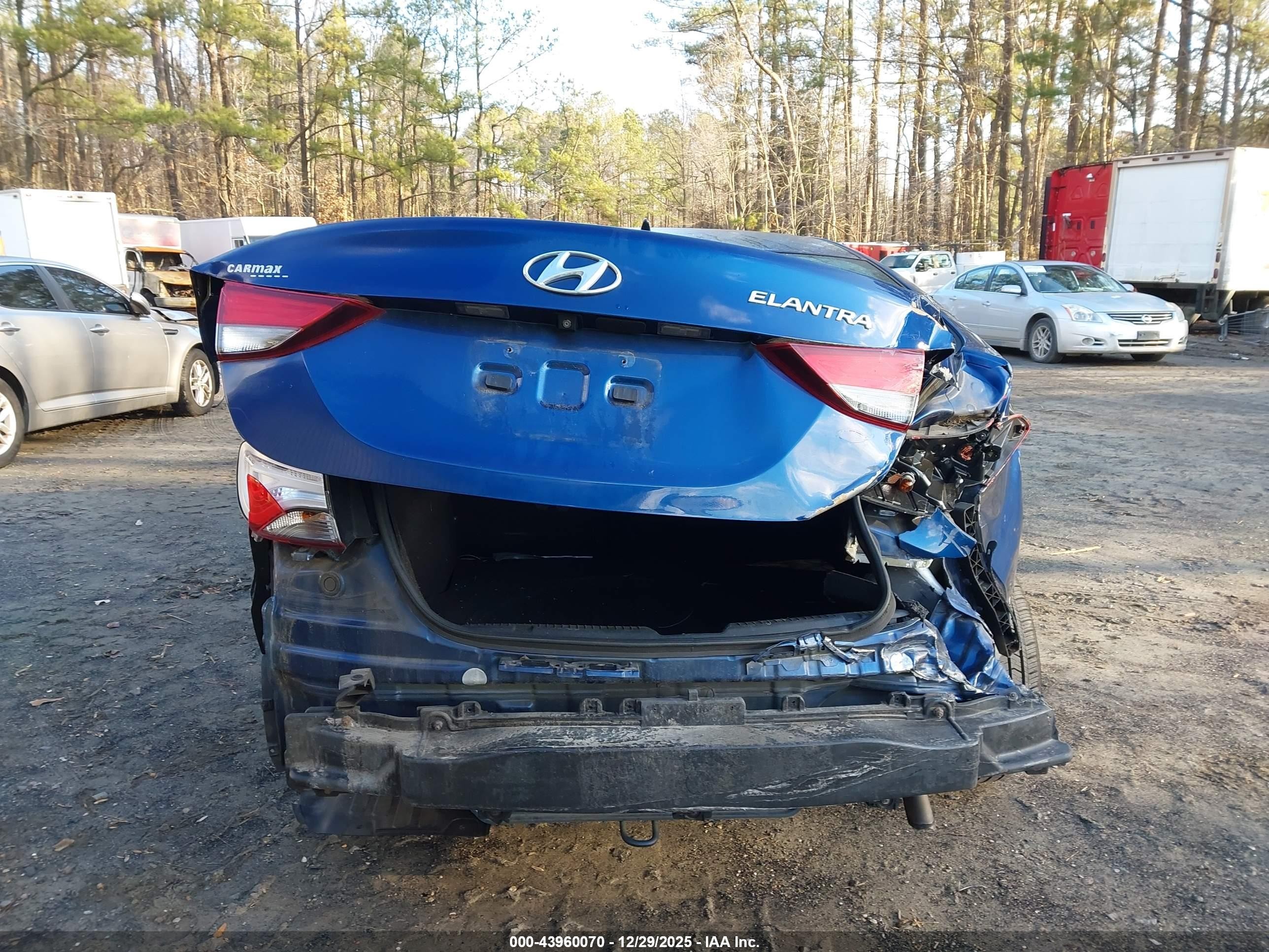 2015 Hyundai Elantra Se Dark Blue vin: 5NPDH4AE5FH608345