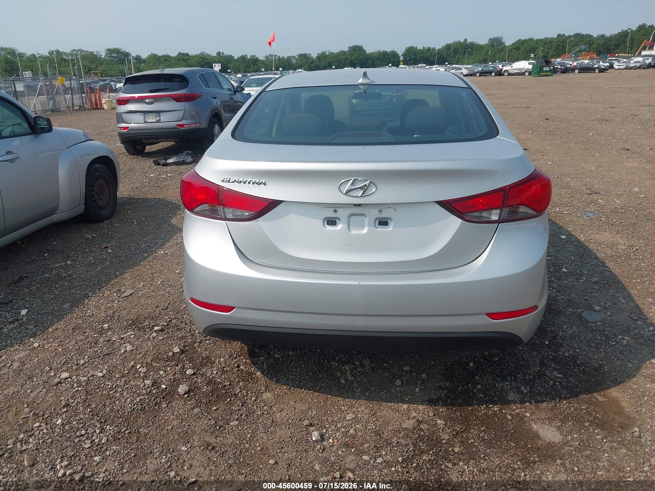 2015 Hyundai Elantra Se Silver vin: 5NPDH4AE5FH608622