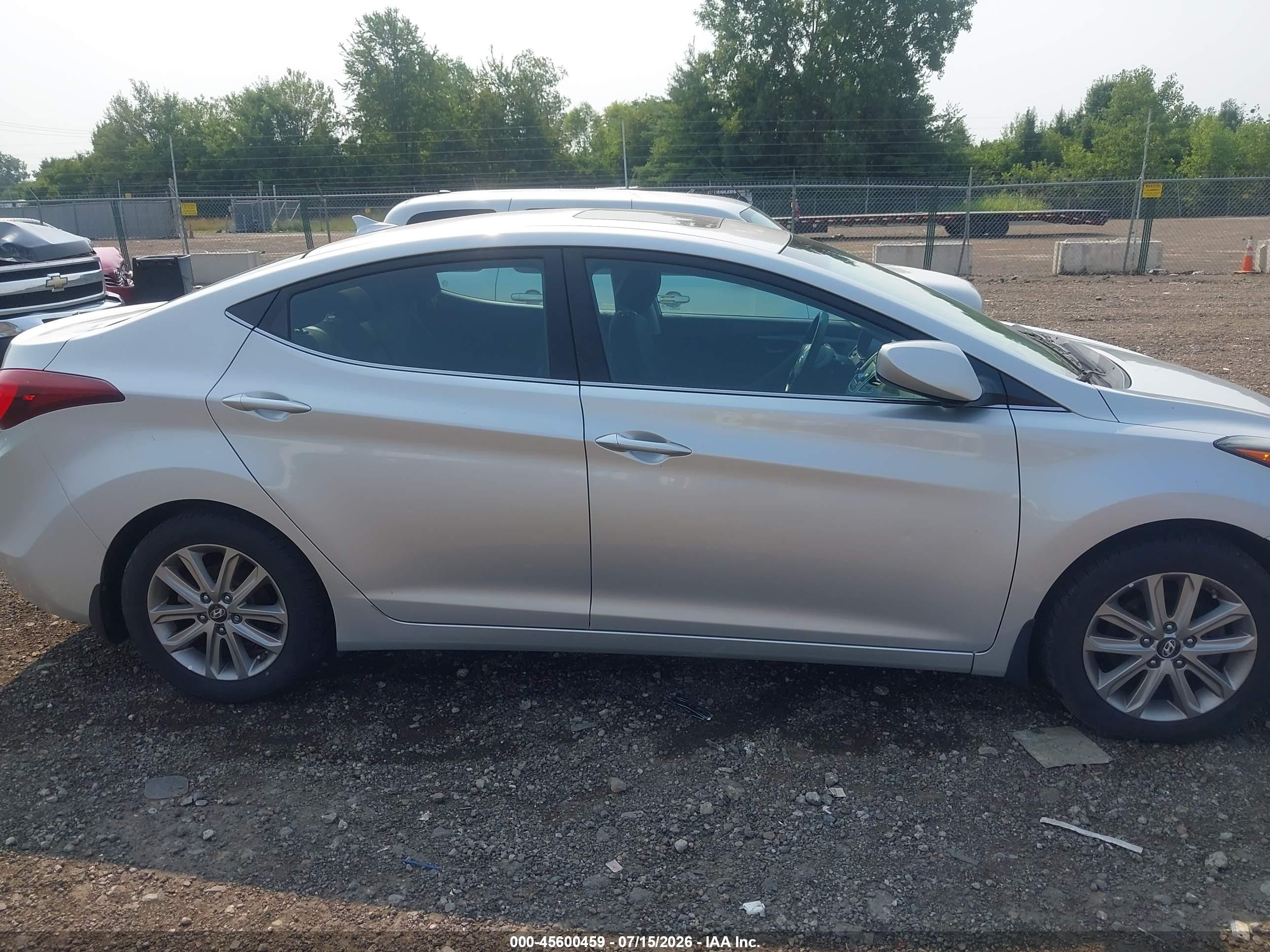 2015 Hyundai Elantra Se Silver vin: 5NPDH4AE5FH608622