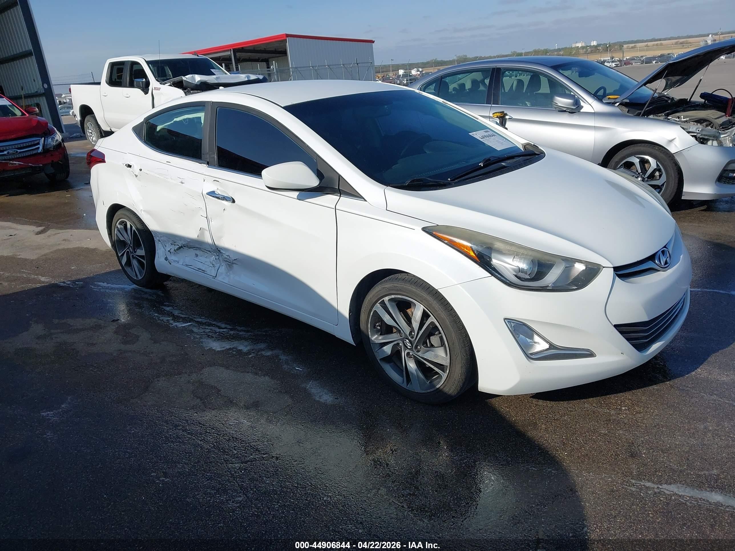 2015 Hyundai Elantra Limited White vin: 5NPDH4AE5FH612136