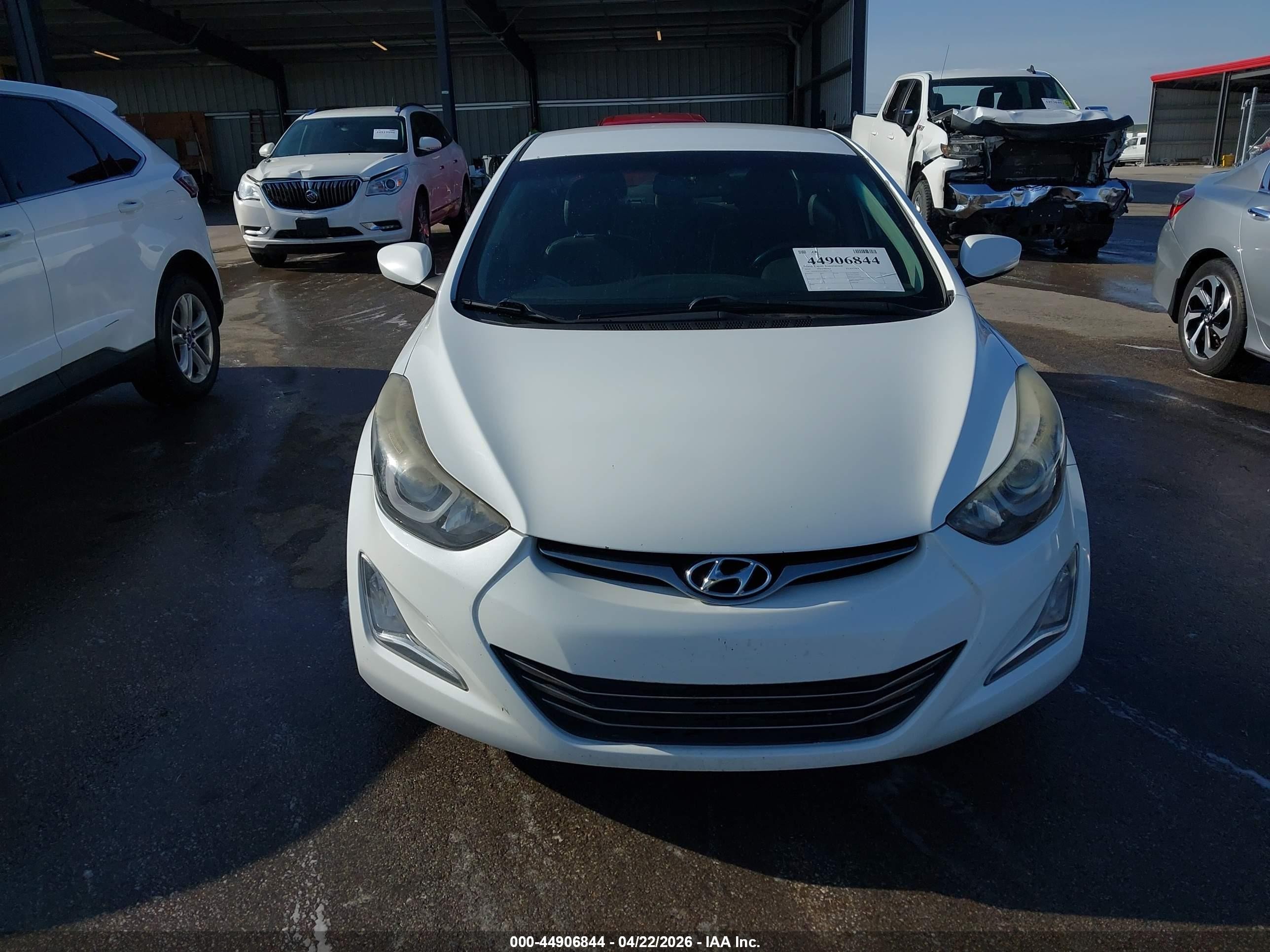 2015 Hyundai Elantra Limited White vin: 5NPDH4AE5FH612136