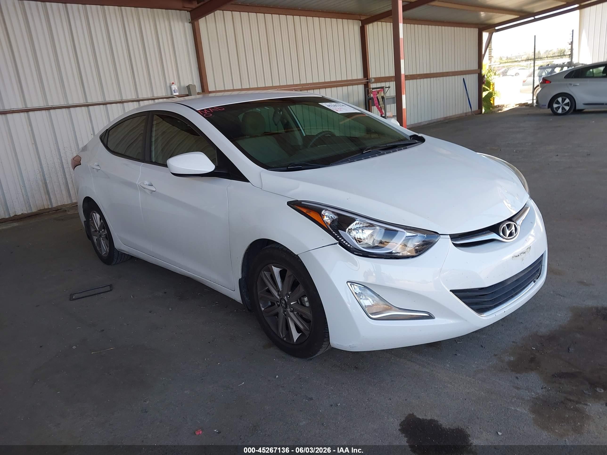 2015 Hyundai Elantra Se White vin: 5NPDH4AE5FH617580