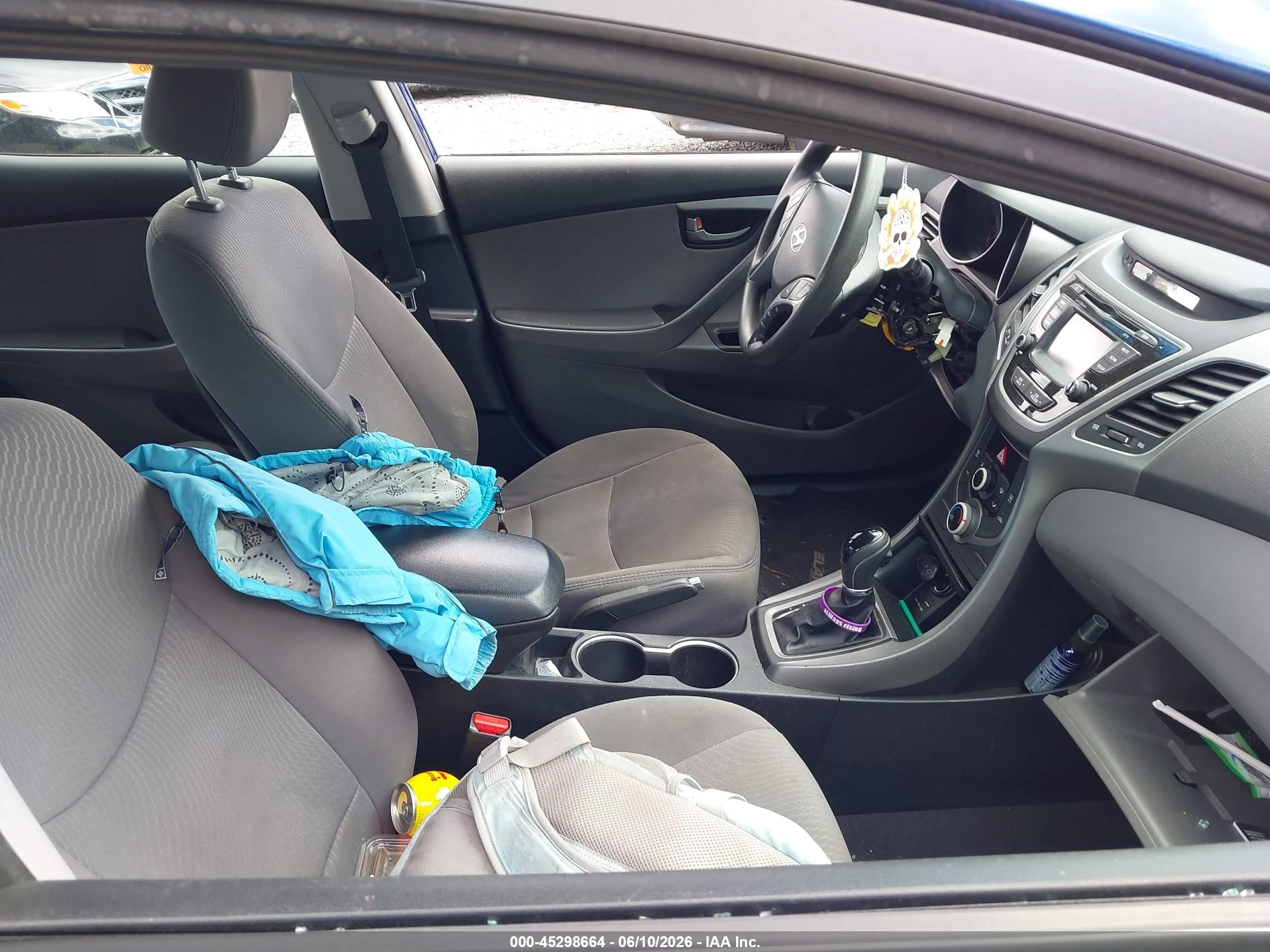 2015 Hyundai Elantra Se Blue vin: 5NPDH4AE5FH624805