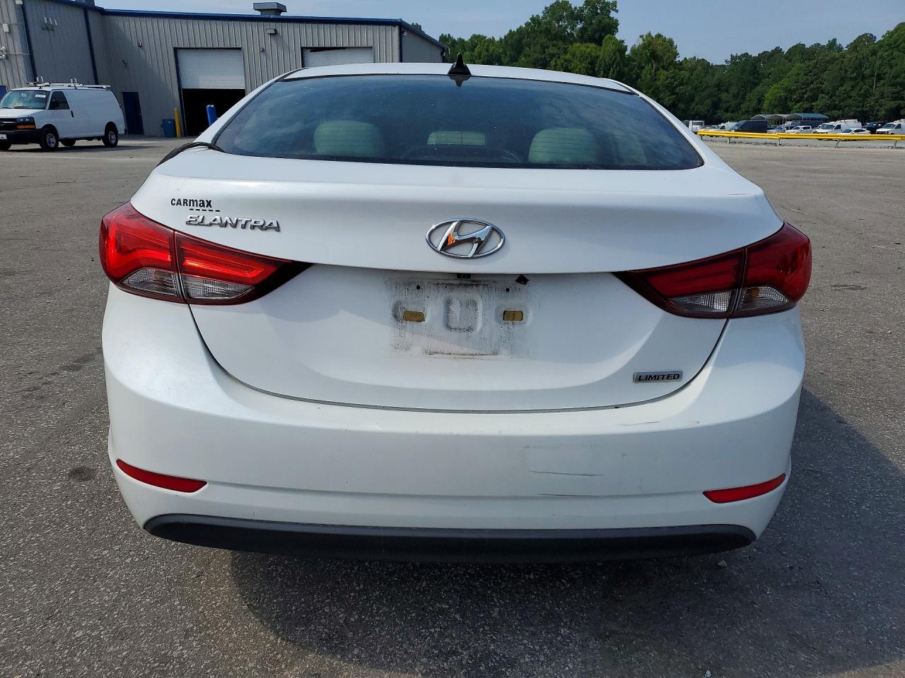 2015 Hyundai Elantra Limited White vin: 5NPDH4AE5FH625534