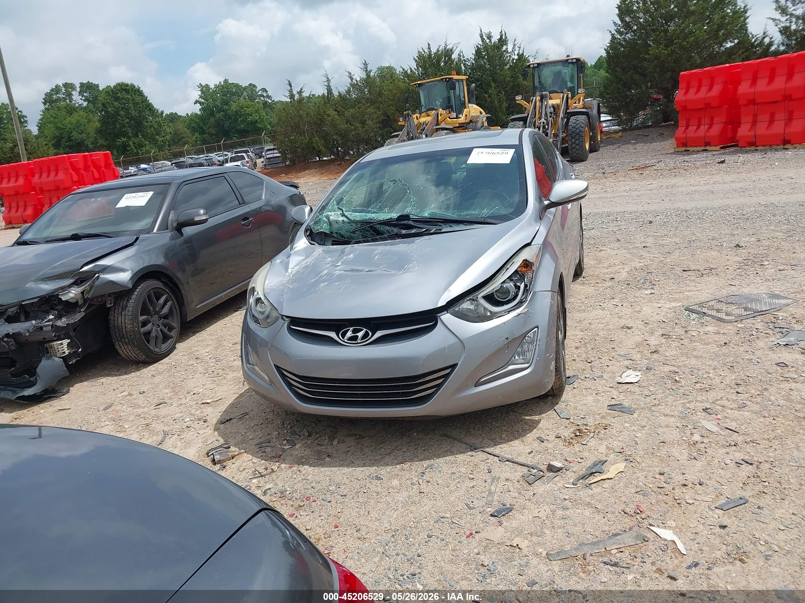 2015 Hyundai Elantra Limited Silver vin: 5NPDH4AE5FH626229