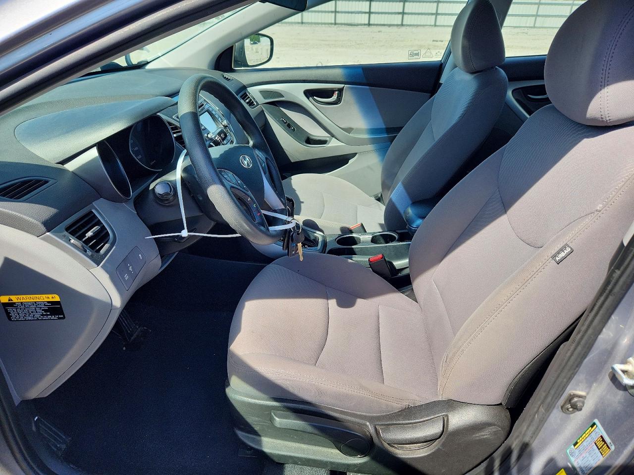 2015 Hyundai Elantra Se Серебряный vin: 5NPDH4AE5FH628370