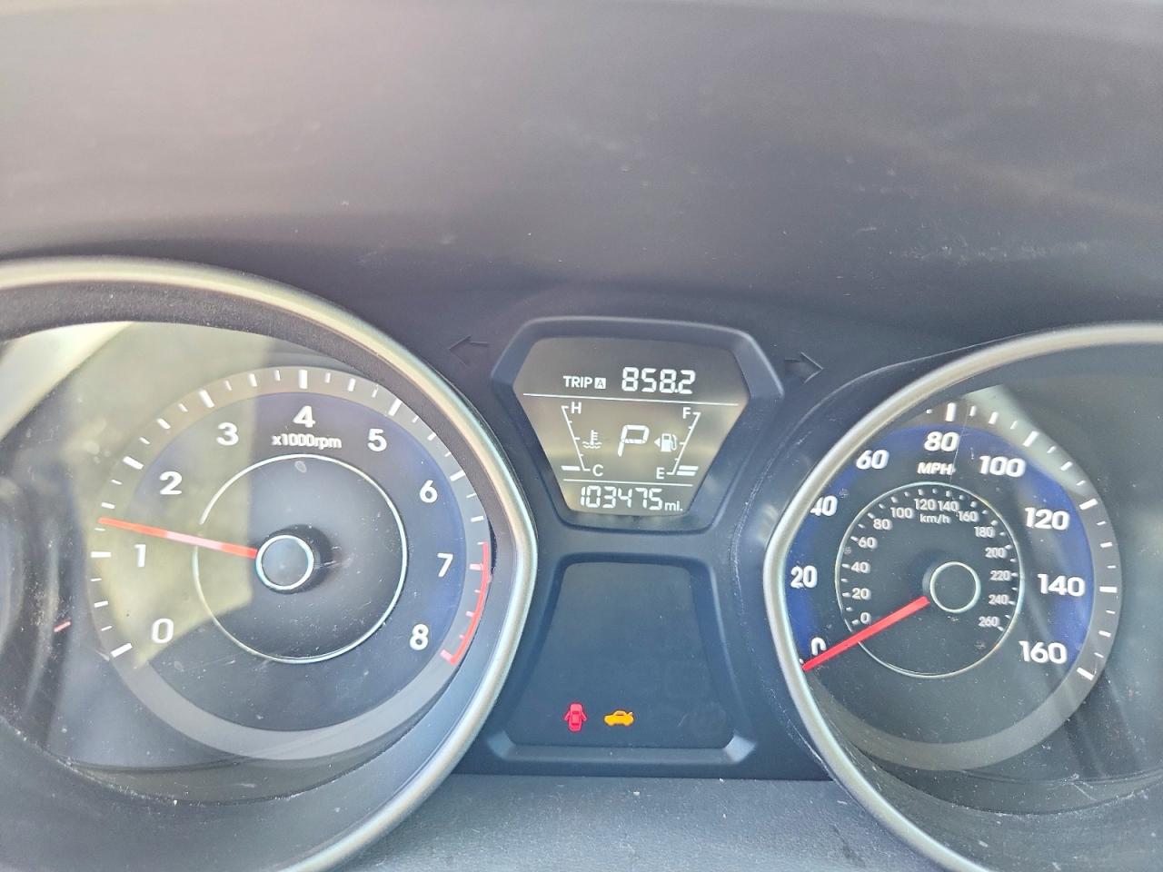 2015 Hyundai Elantra Se Серебряный vin: 5NPDH4AE5FH628370