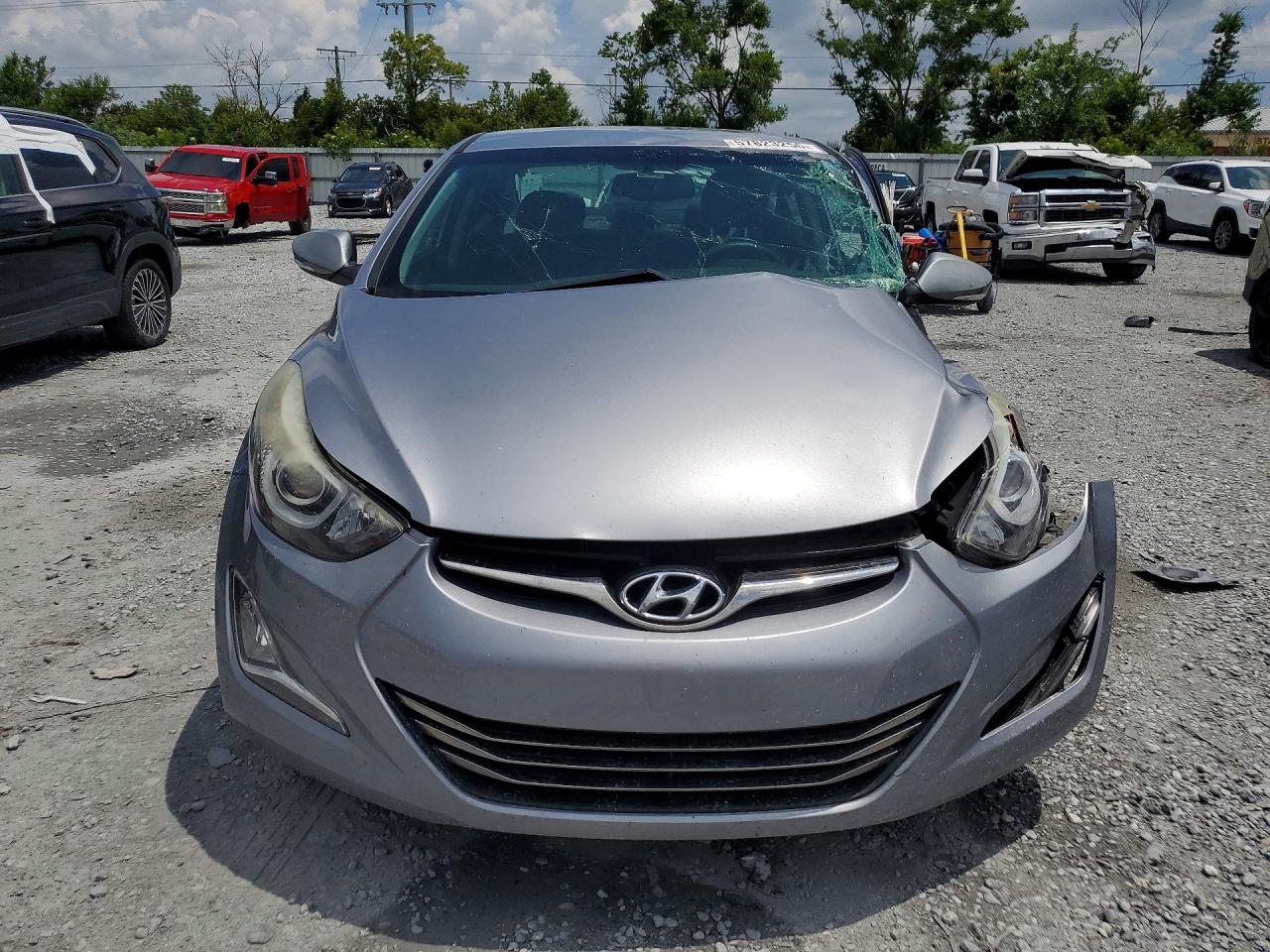 2015 Hyundai Elantra Limited Silver vin: 5NPDH4AE5FH639904
