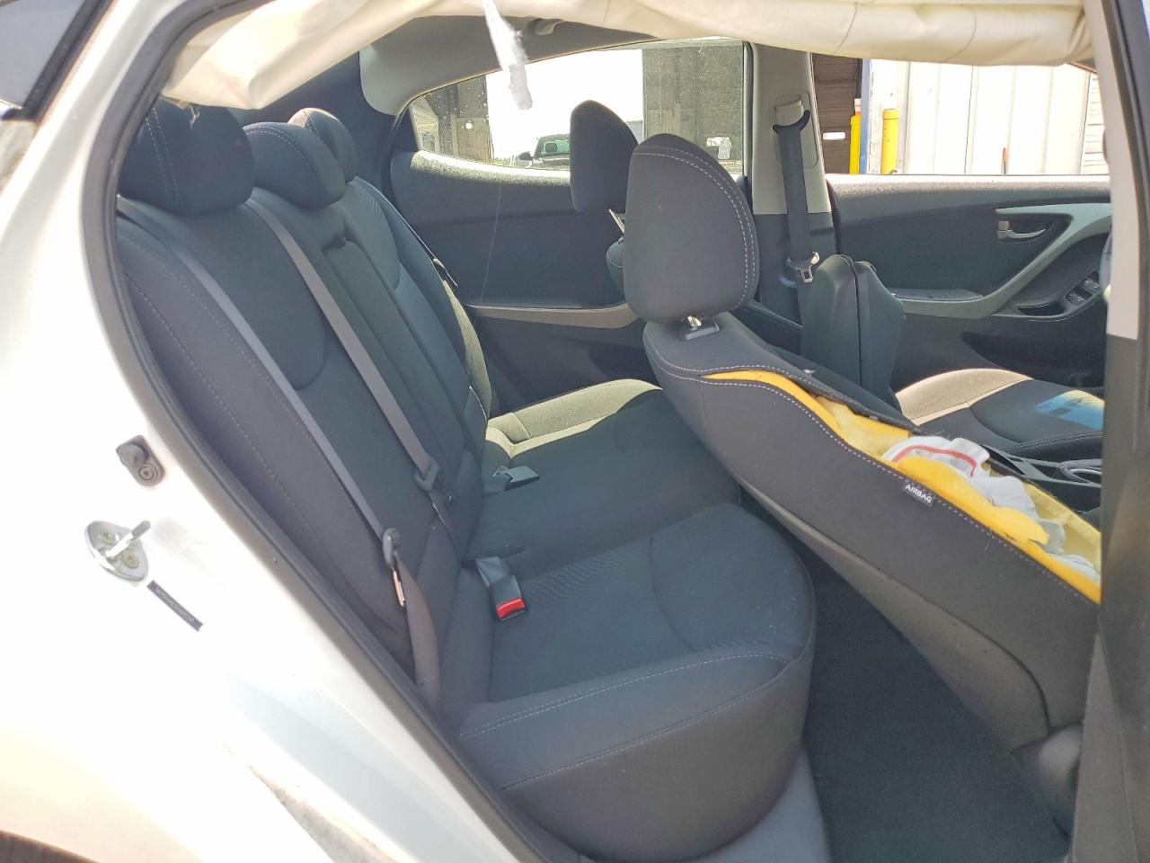 2015 Hyundai Elantra Se White vin: 5NPDH4AE5FH641510