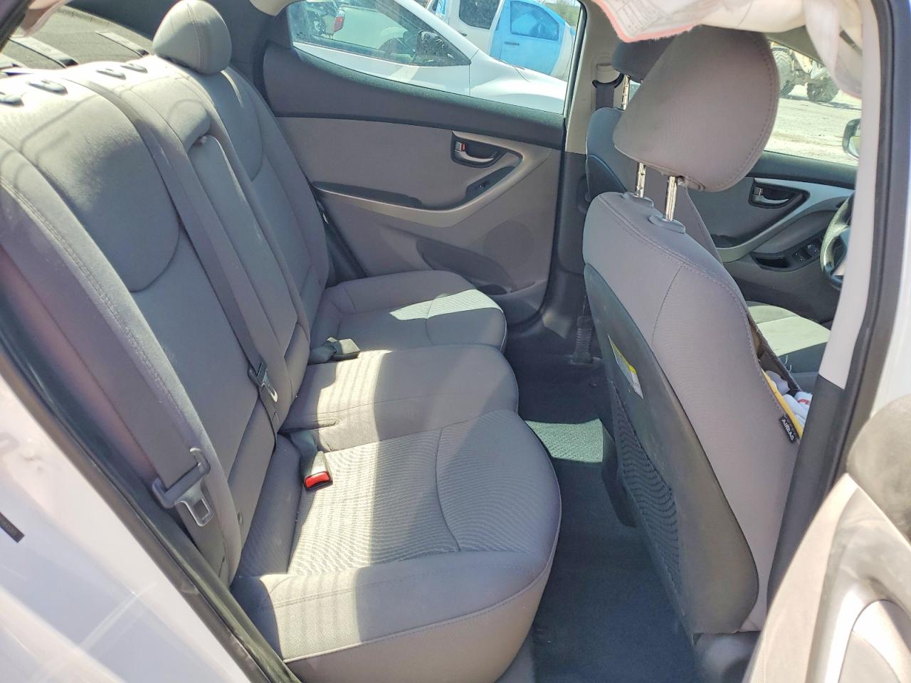 2015 Hyundai Elantra Se Белый vin: 5NPDH4AE5FH645265