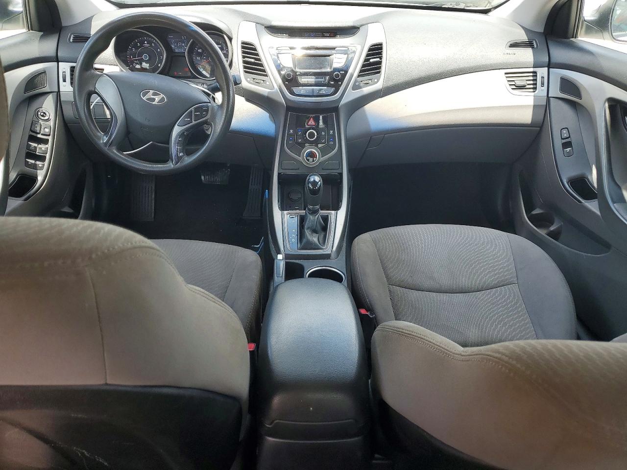 2015 Hyundai Elantra Se White vin: 5NPDH4AE5FH647579