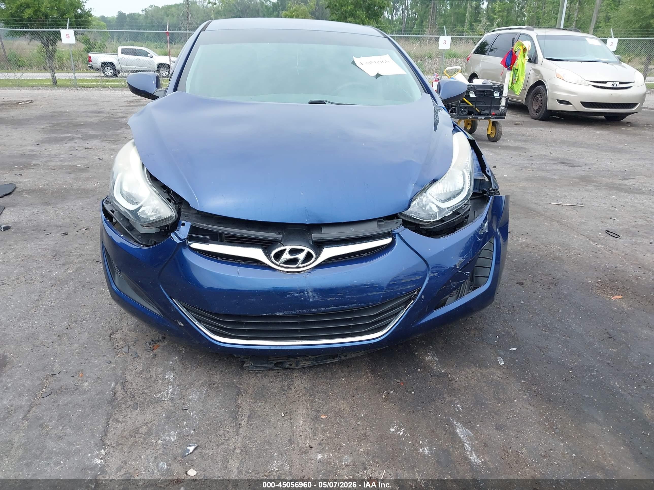 2015 Hyundai Elantra Se Blue vin: 5NPDH4AE5FH648828
