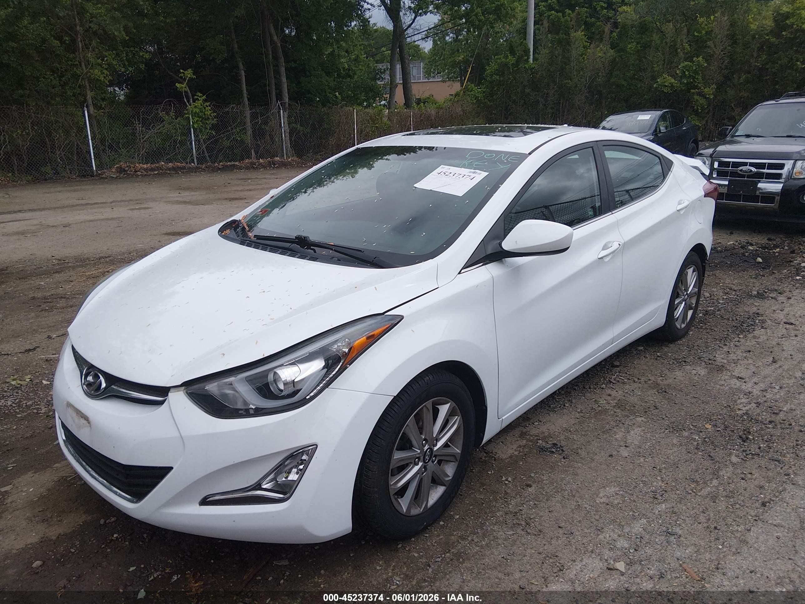 2015 Hyundai Elantra Se White vin: 5NPDH4AE5FH649011