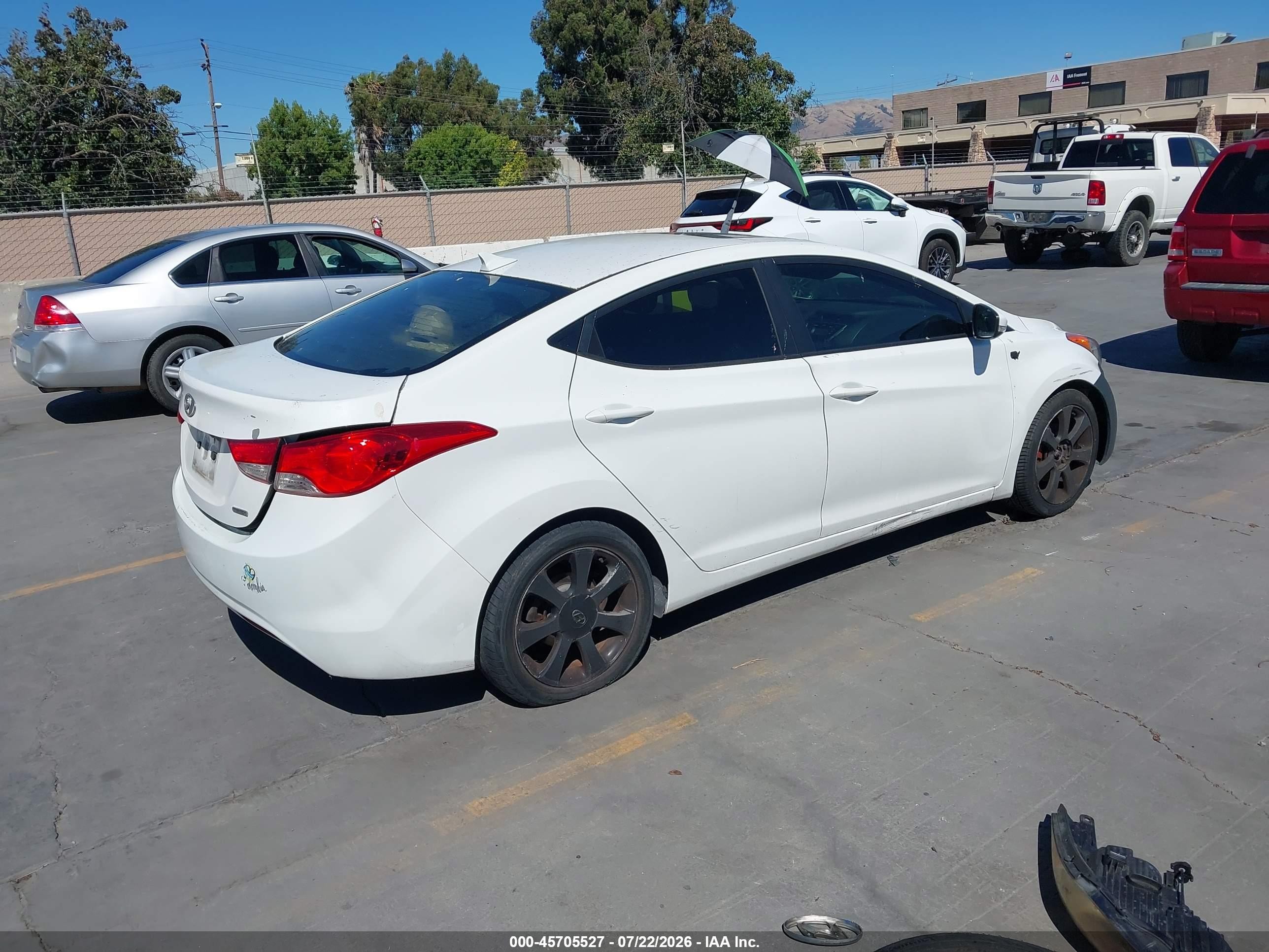 2011 Hyundai Elantra Limited White vin: 5NPDH4AE6BH012526