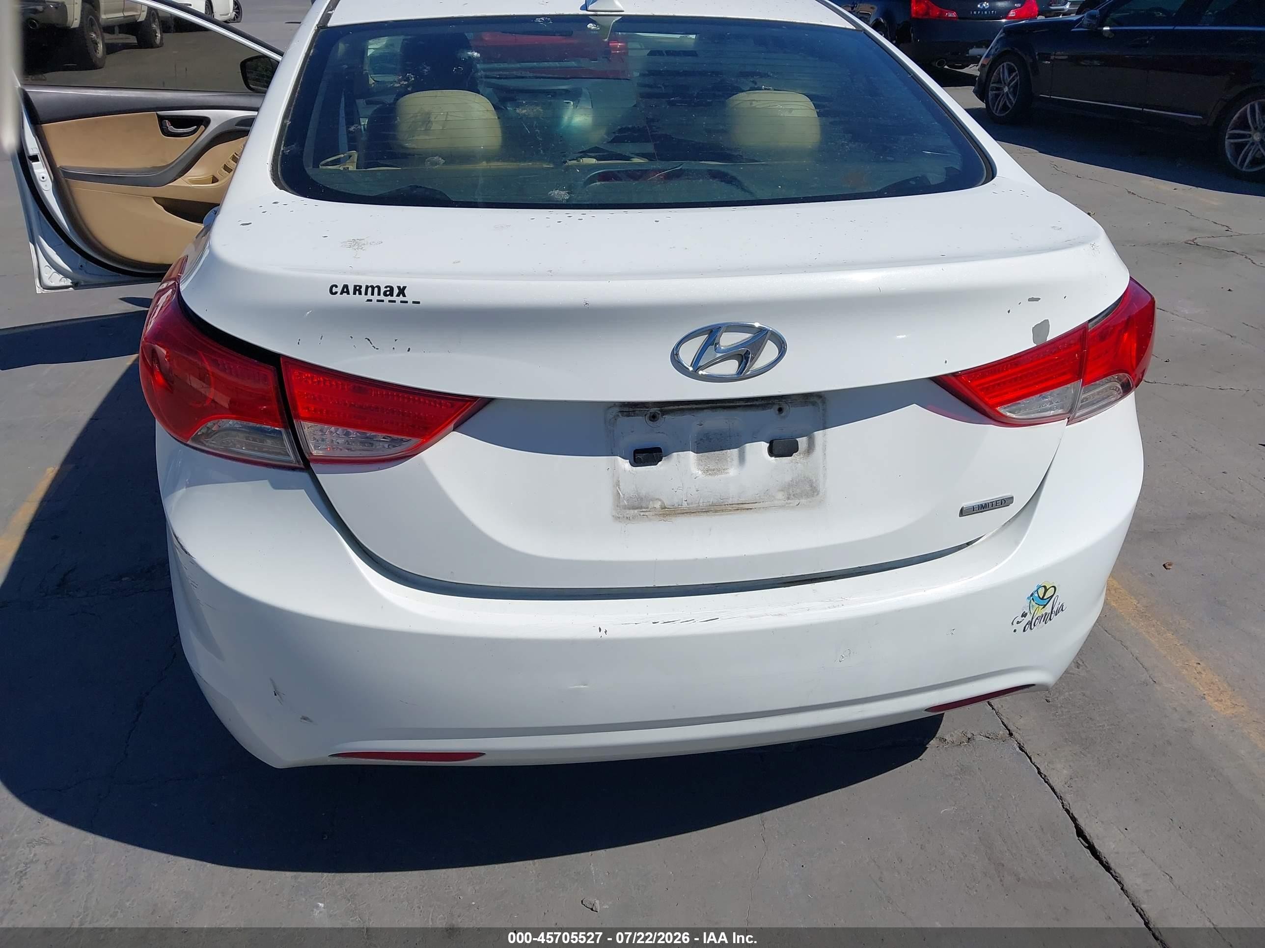 2011 Hyundai Elantra Limited White vin: 5NPDH4AE6BH012526