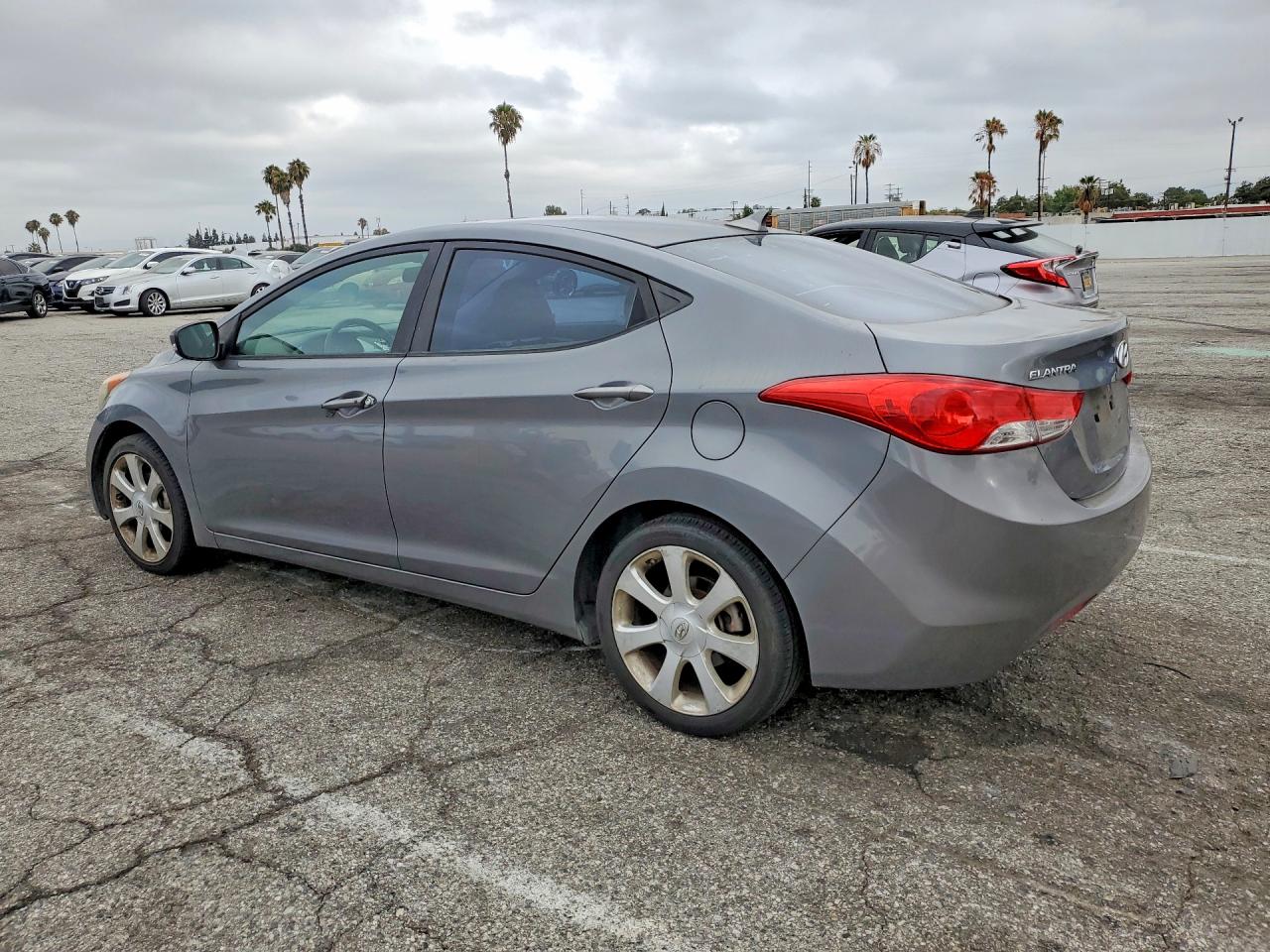 2011 Hyundai Elantra Limited Gray vin: 5NPDH4AE6BH039631