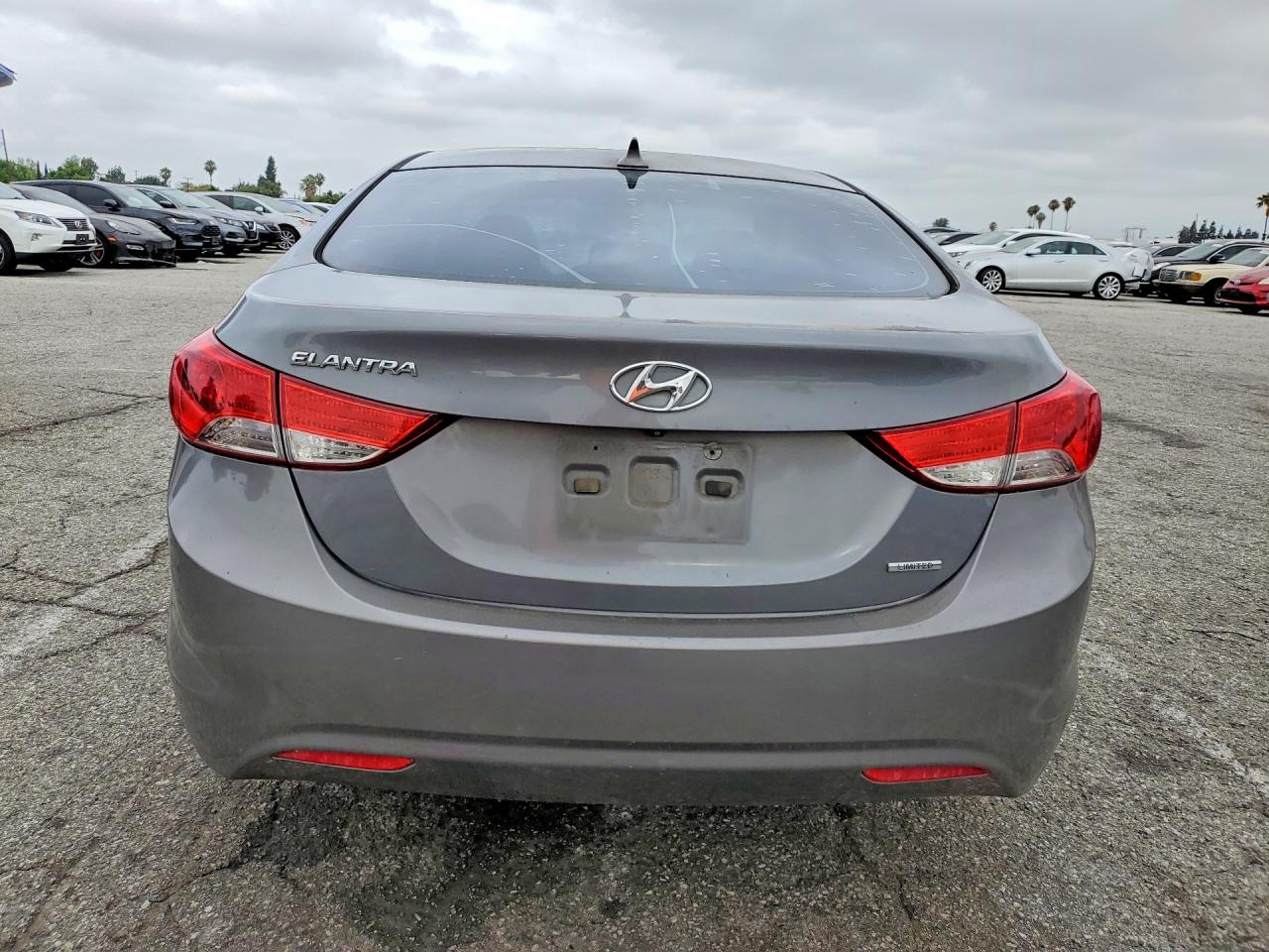 2011 Hyundai Elantra Limited Gray vin: 5NPDH4AE6BH039631