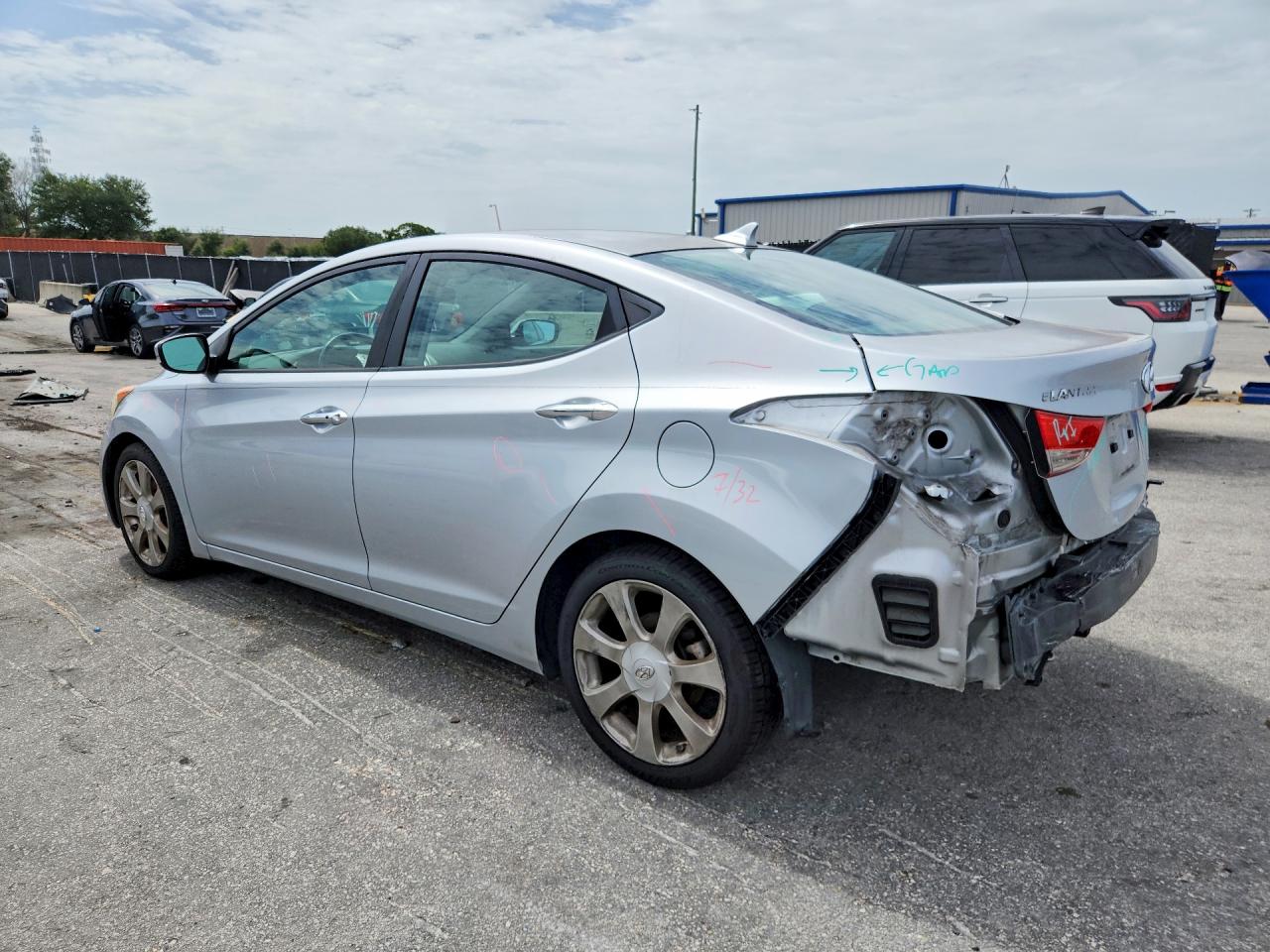 2011 Hyundai Elantra Limited Silver vin: 5NPDH4AE6BH075478